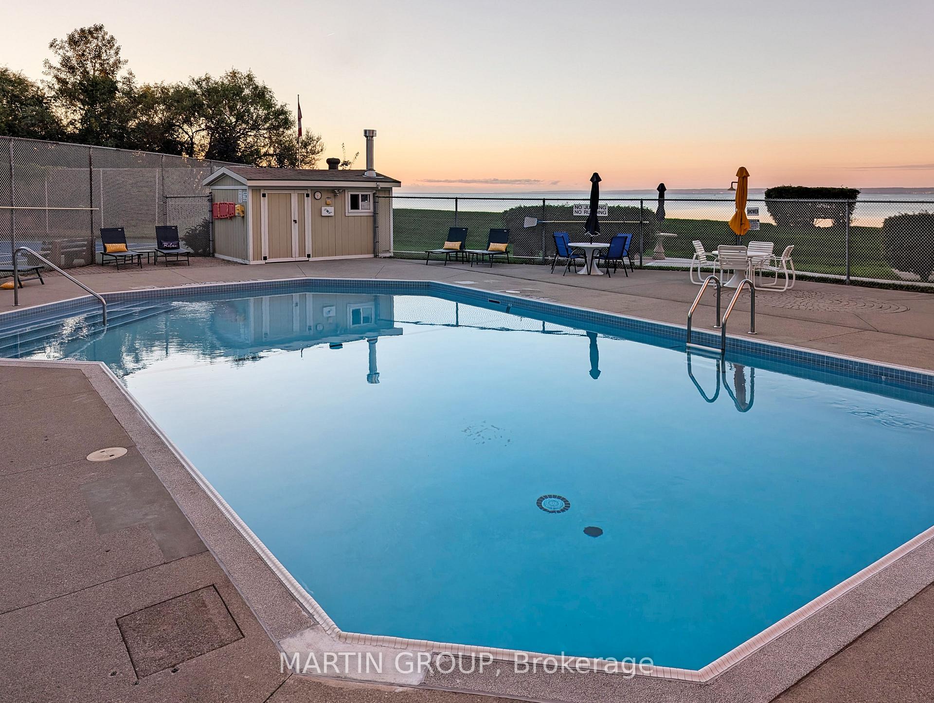 5280 Lakeshore Road 1102