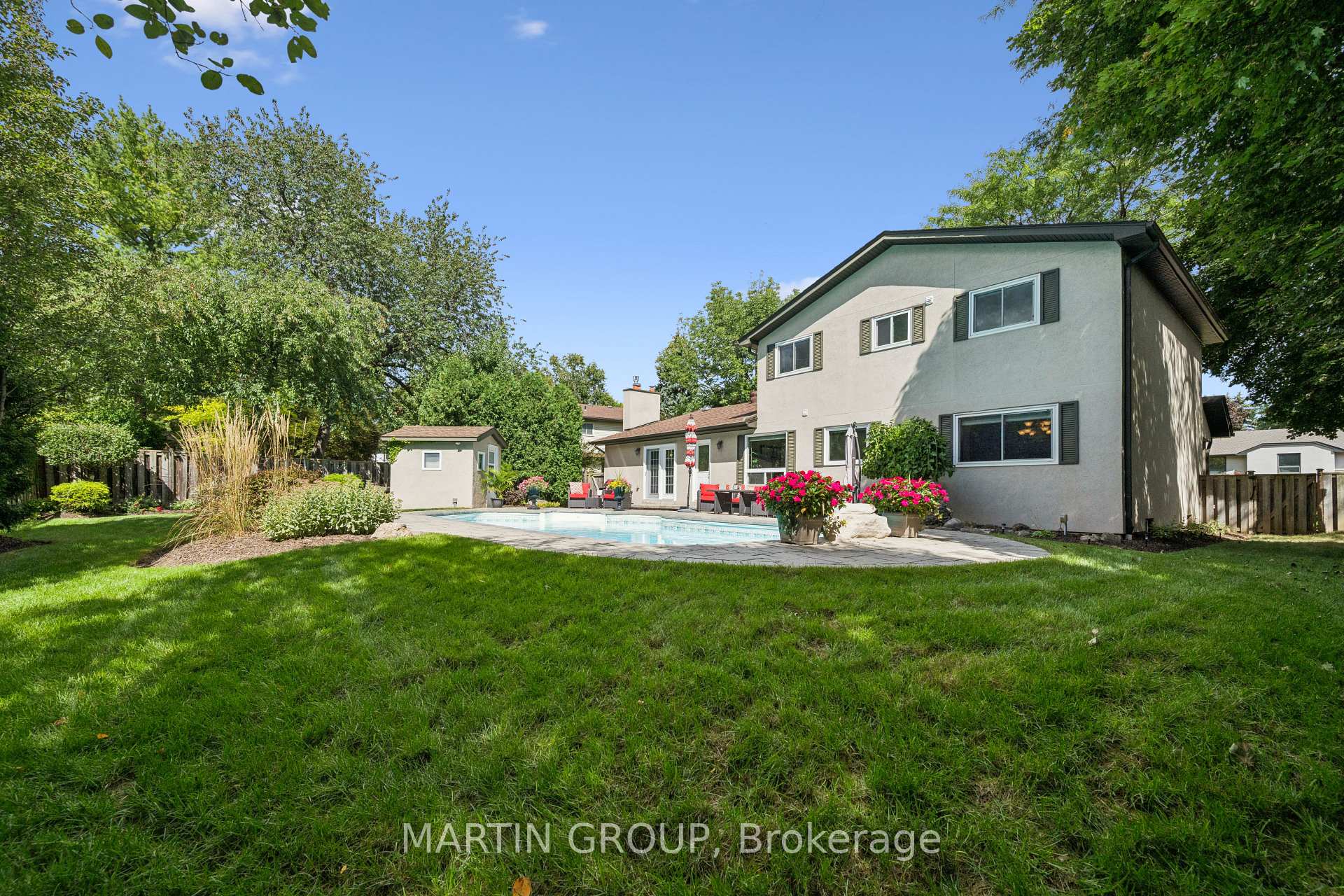 250 Mccraney Street W