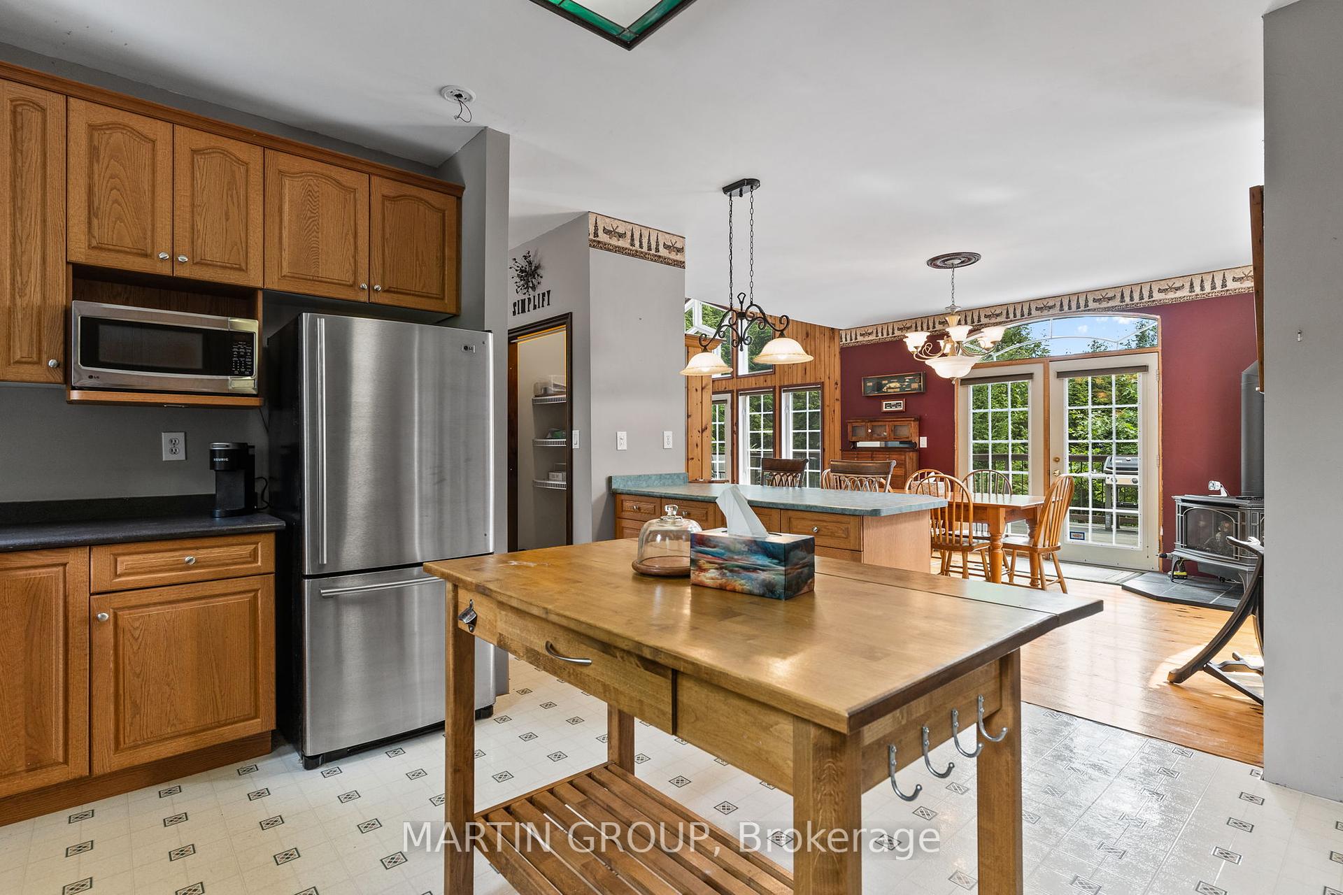 1184 Rattlesnake Road
