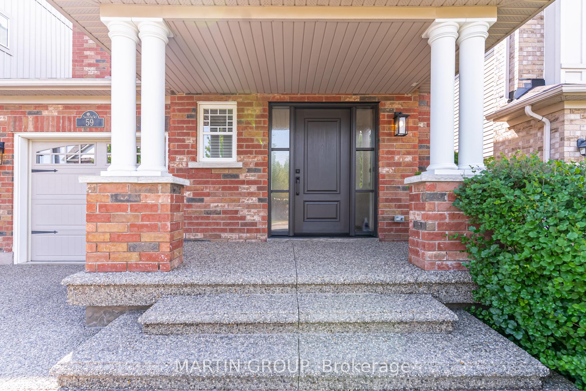 59 Fiddlehead Crescent