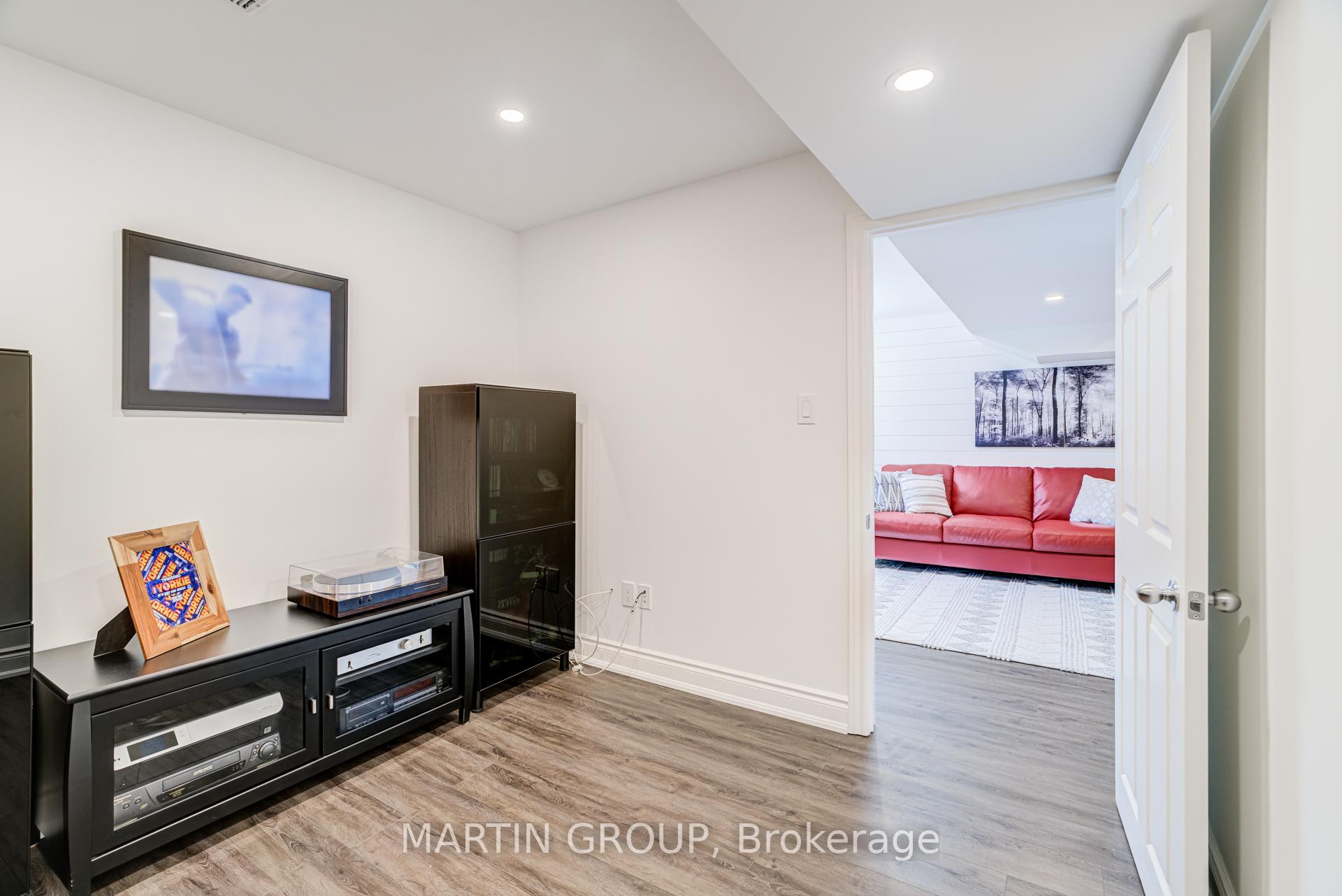 59 Fiddlehead Crescent