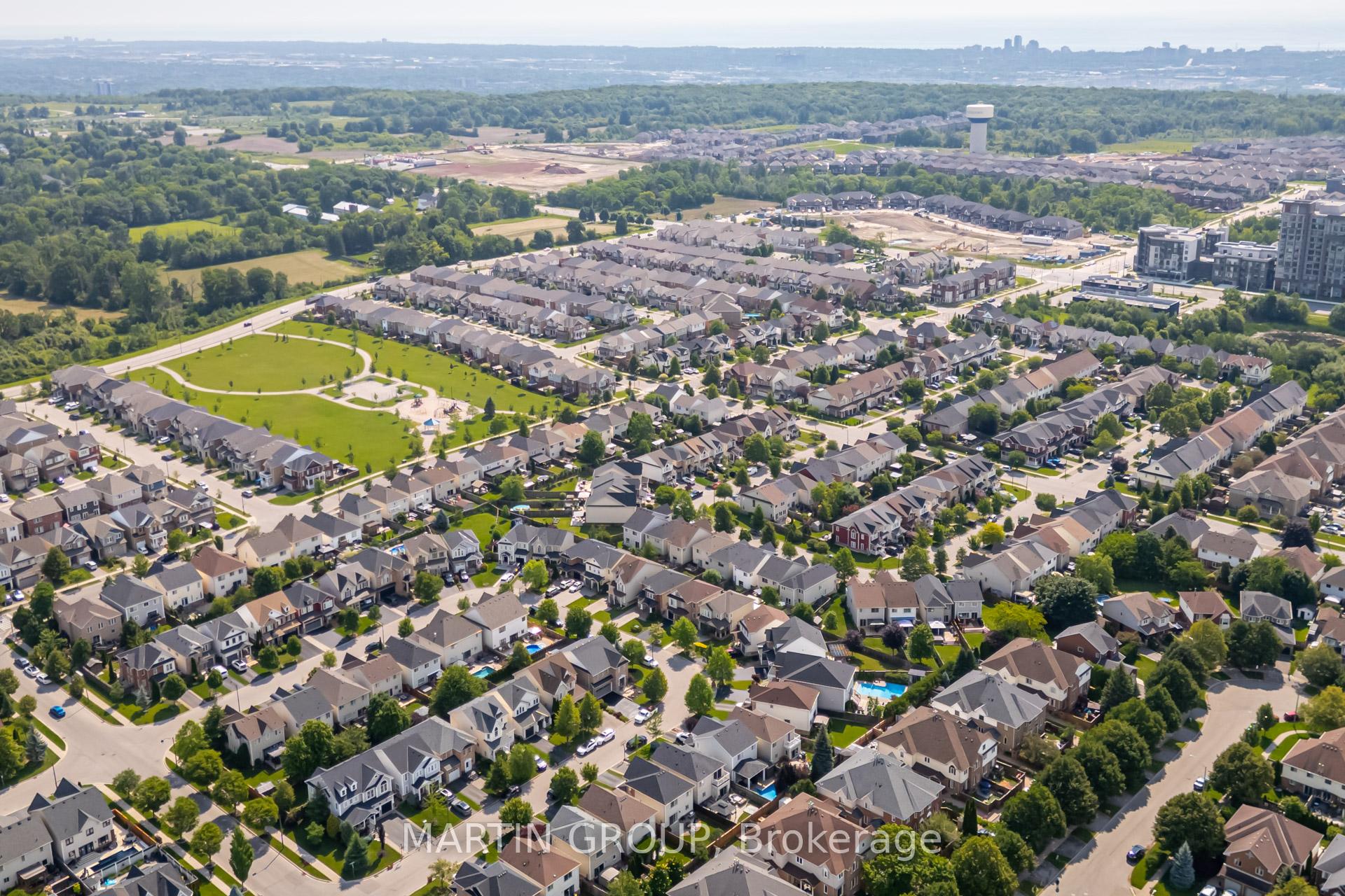 59 Fiddlehead Crescent
