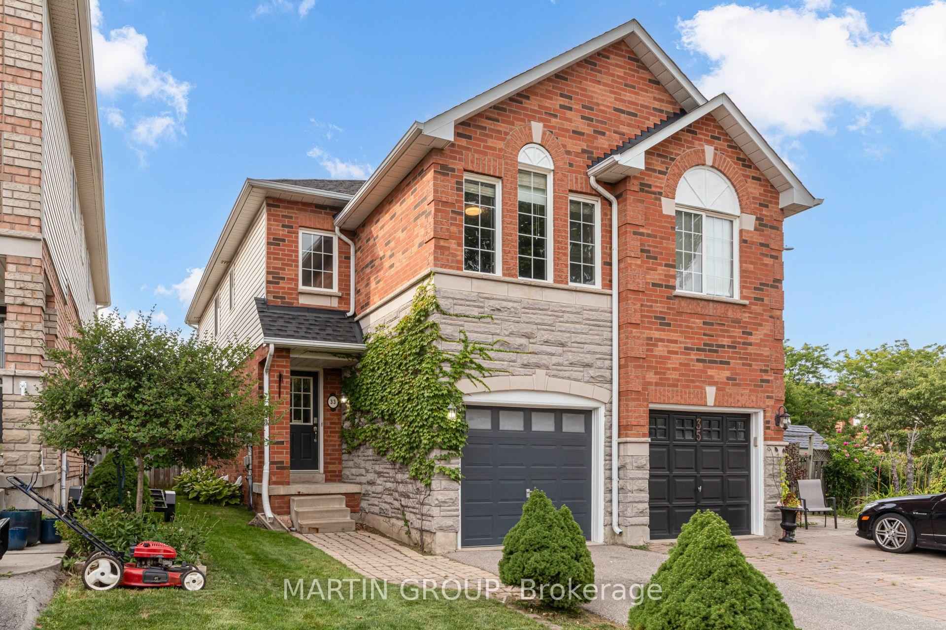 33 Slater Court