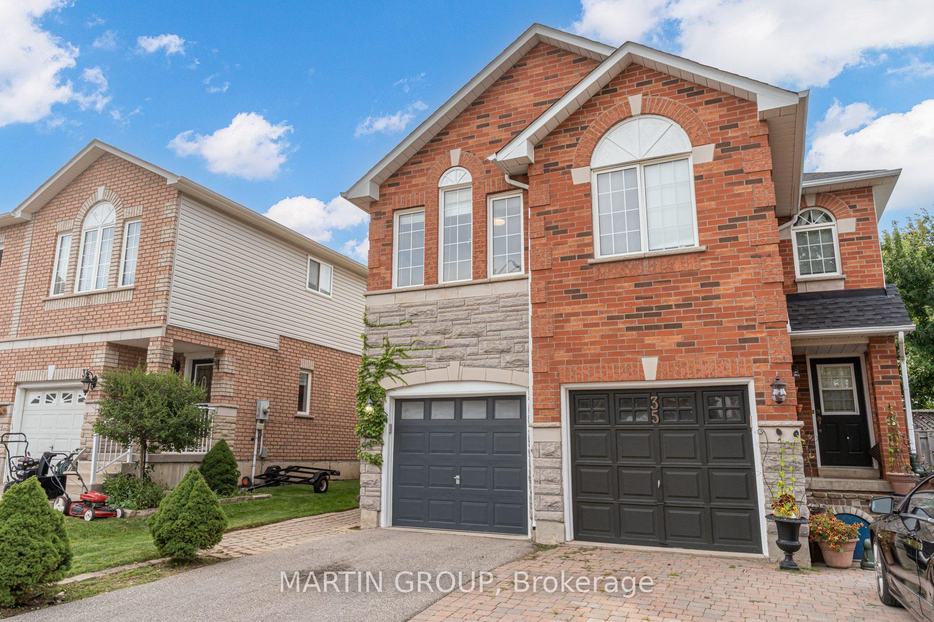 33 Slater Court