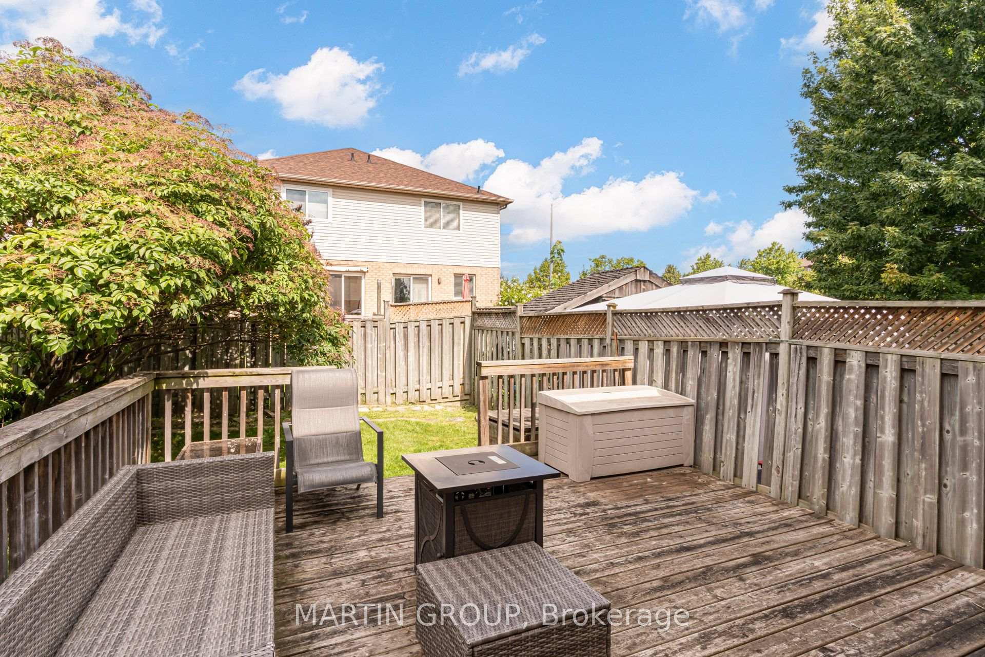 33 Slater Court