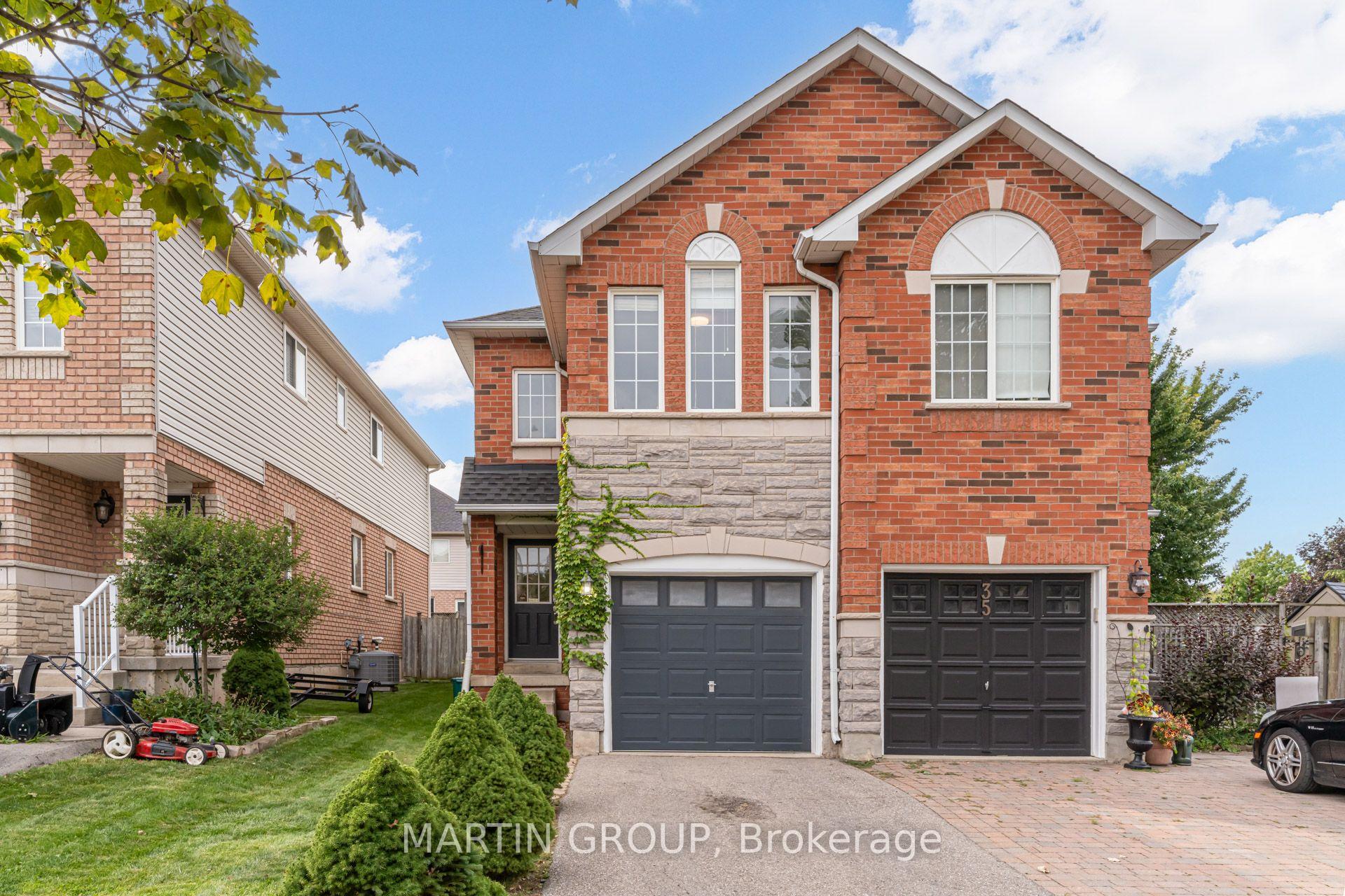 33 Slater Court
