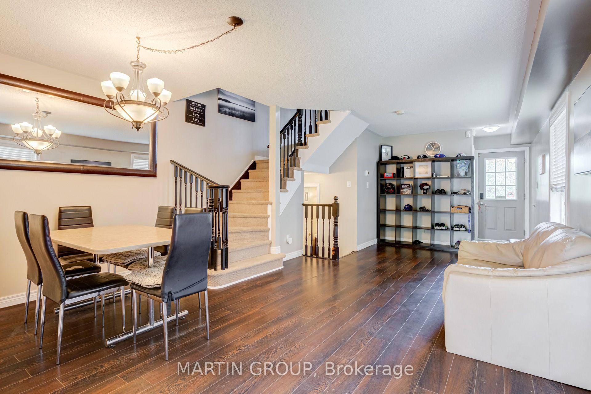33 Slater Court