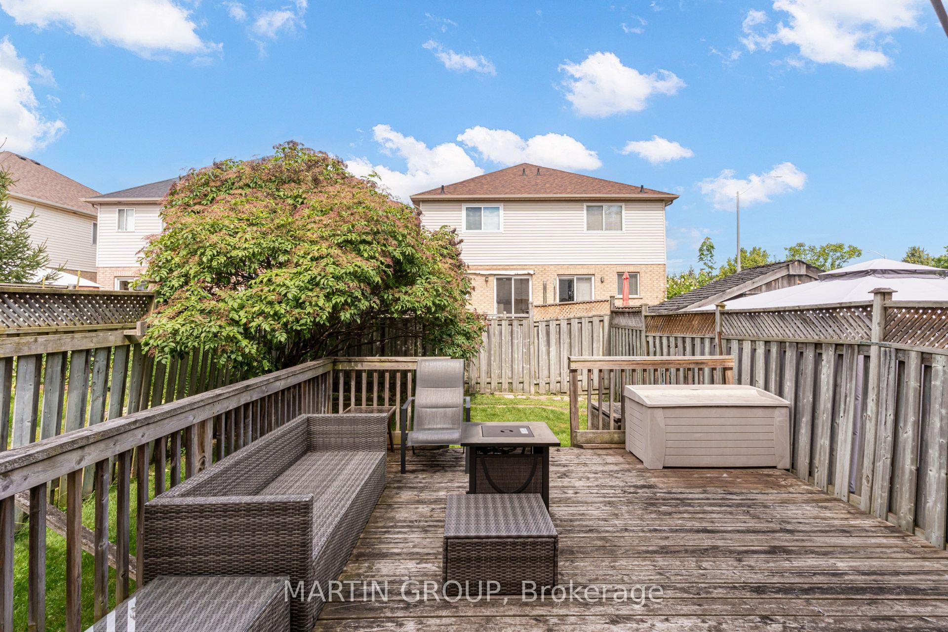 33 Slater Court