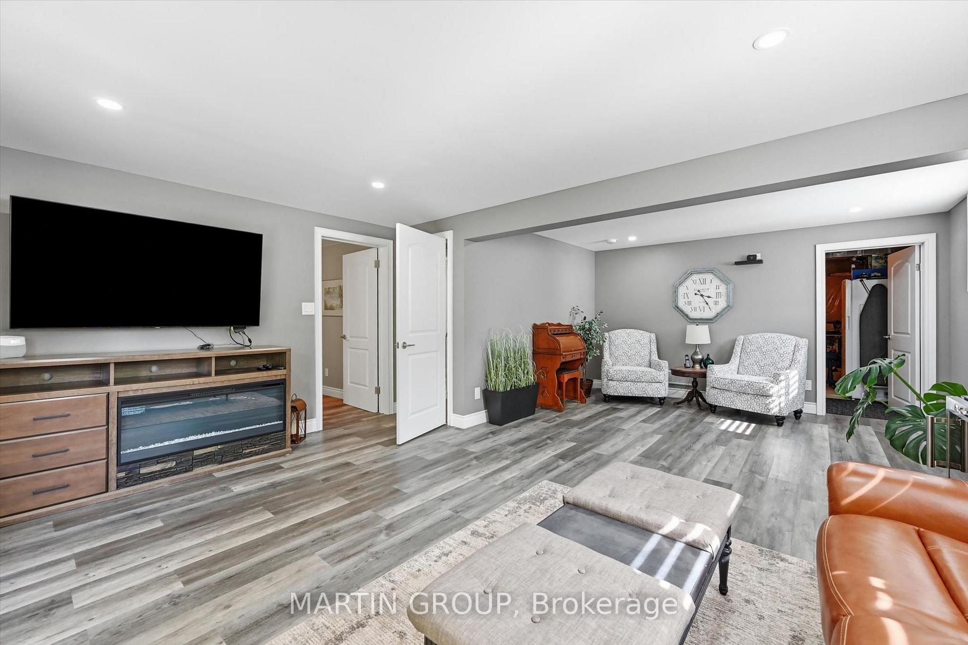 35 Tamarack Way