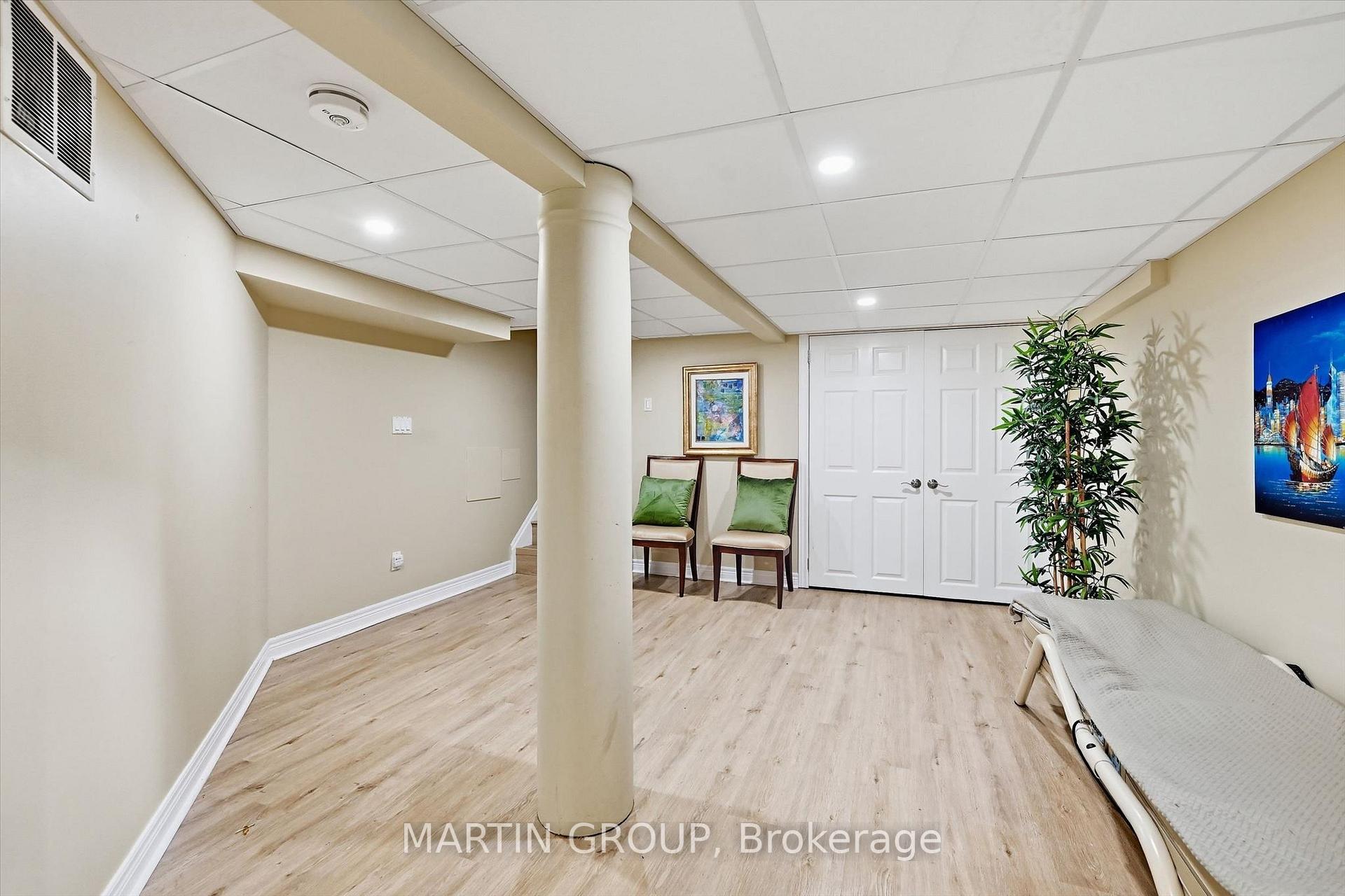 29 CONSIDINE Avenue
