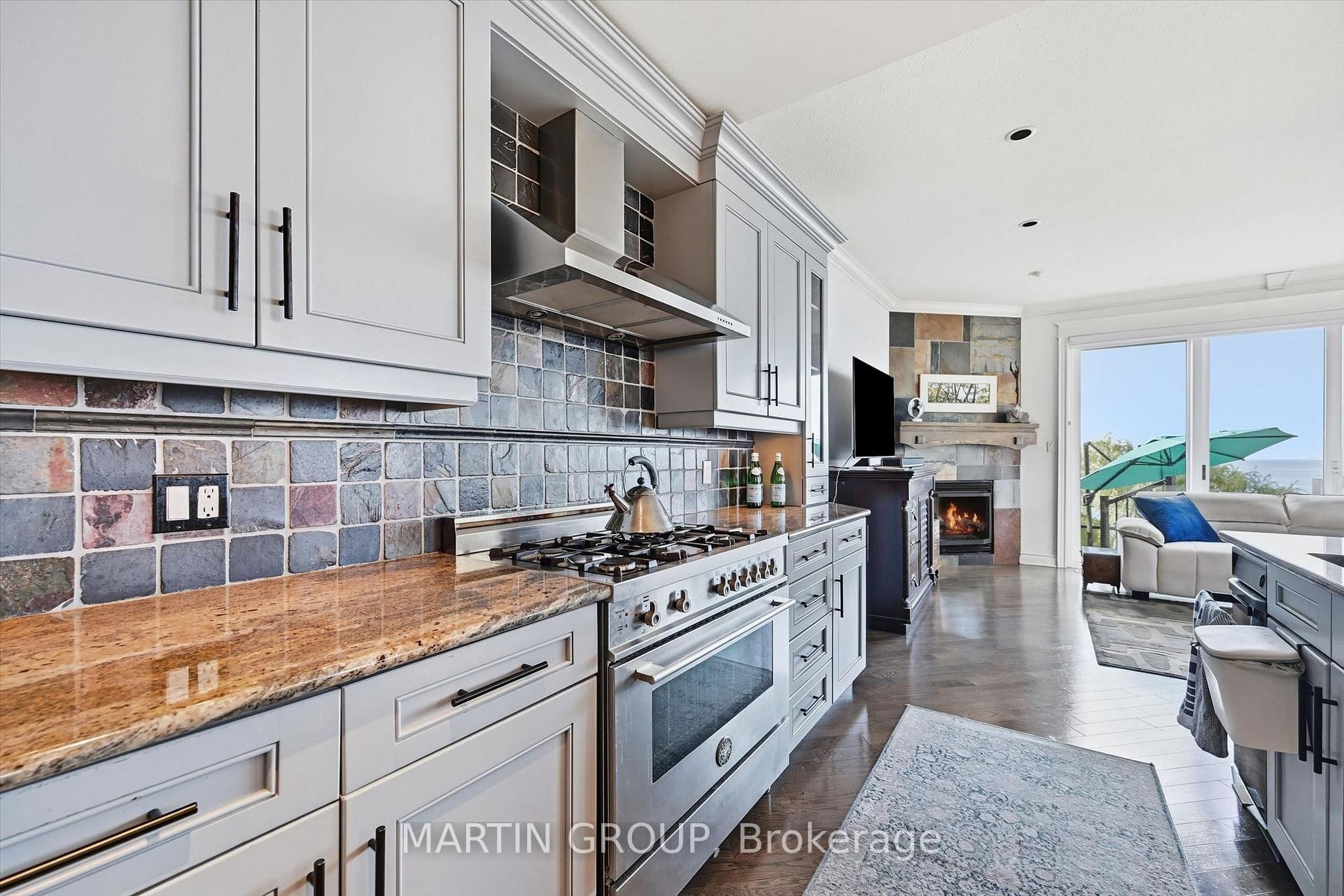 29 CONSIDINE Avenue