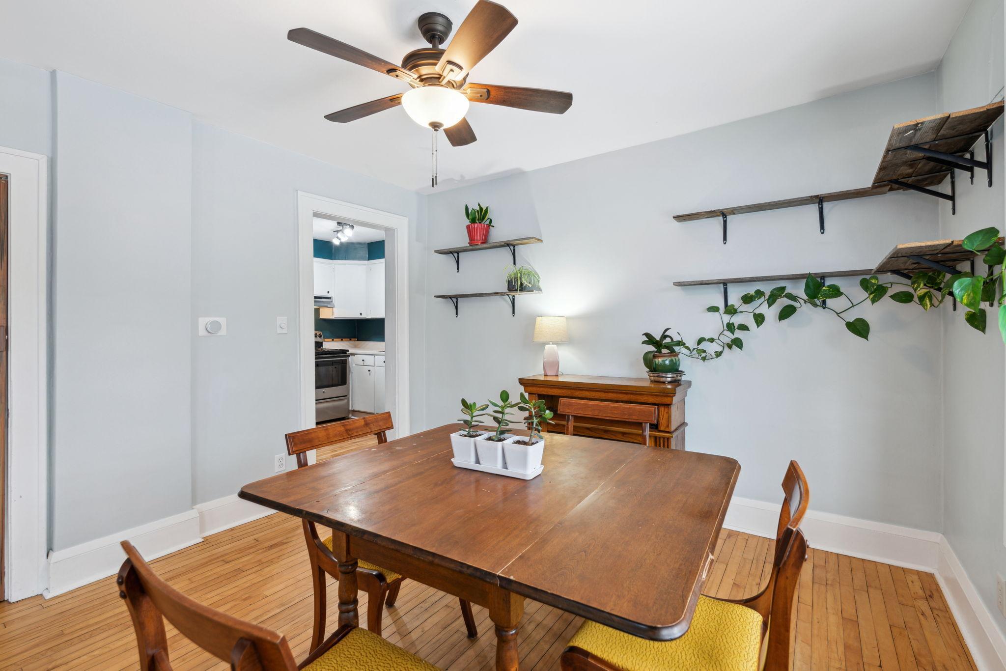3911 Lookout Place