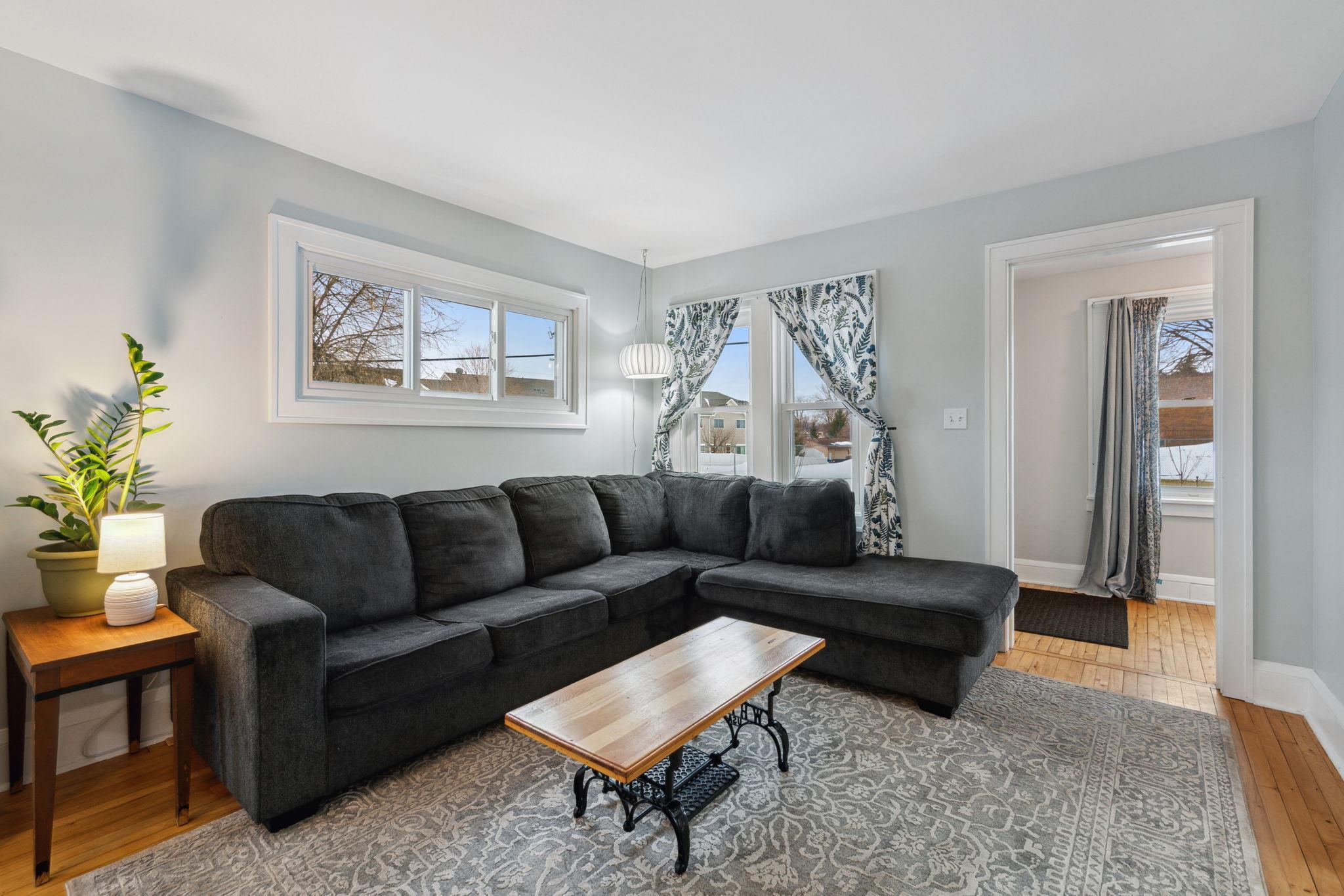 3911 Lookout Place