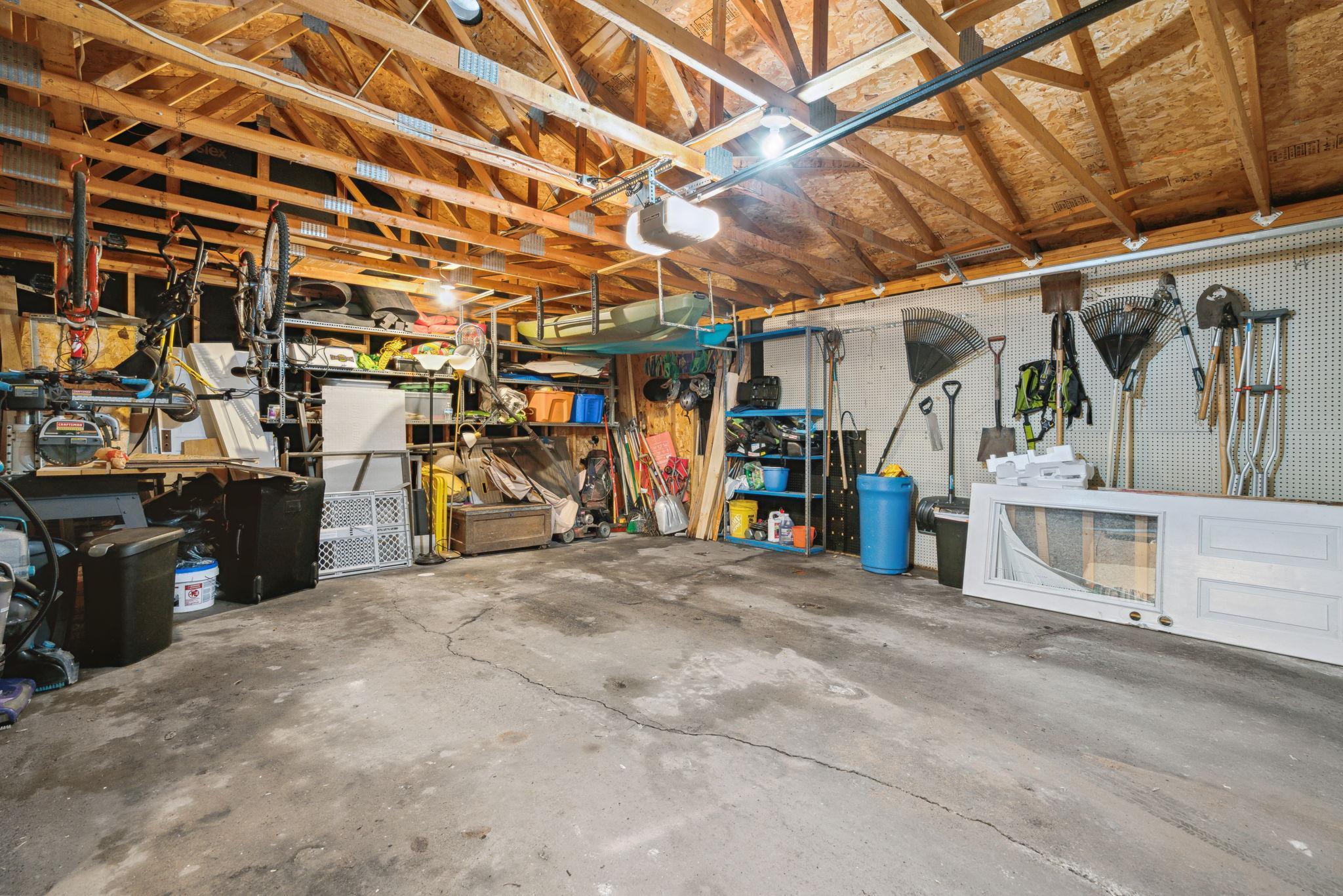 3911 Lookout Place