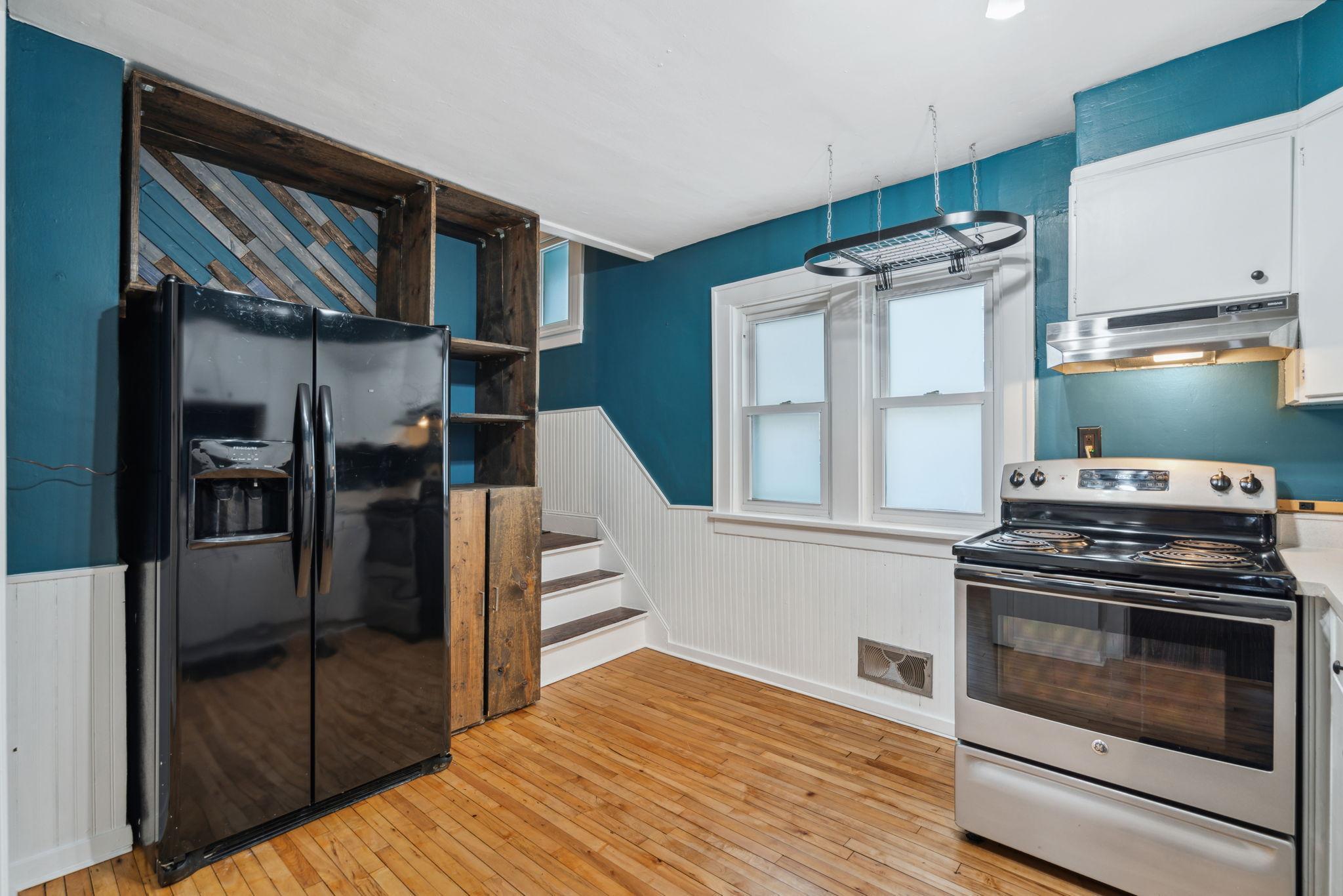 3911 Lookout Place