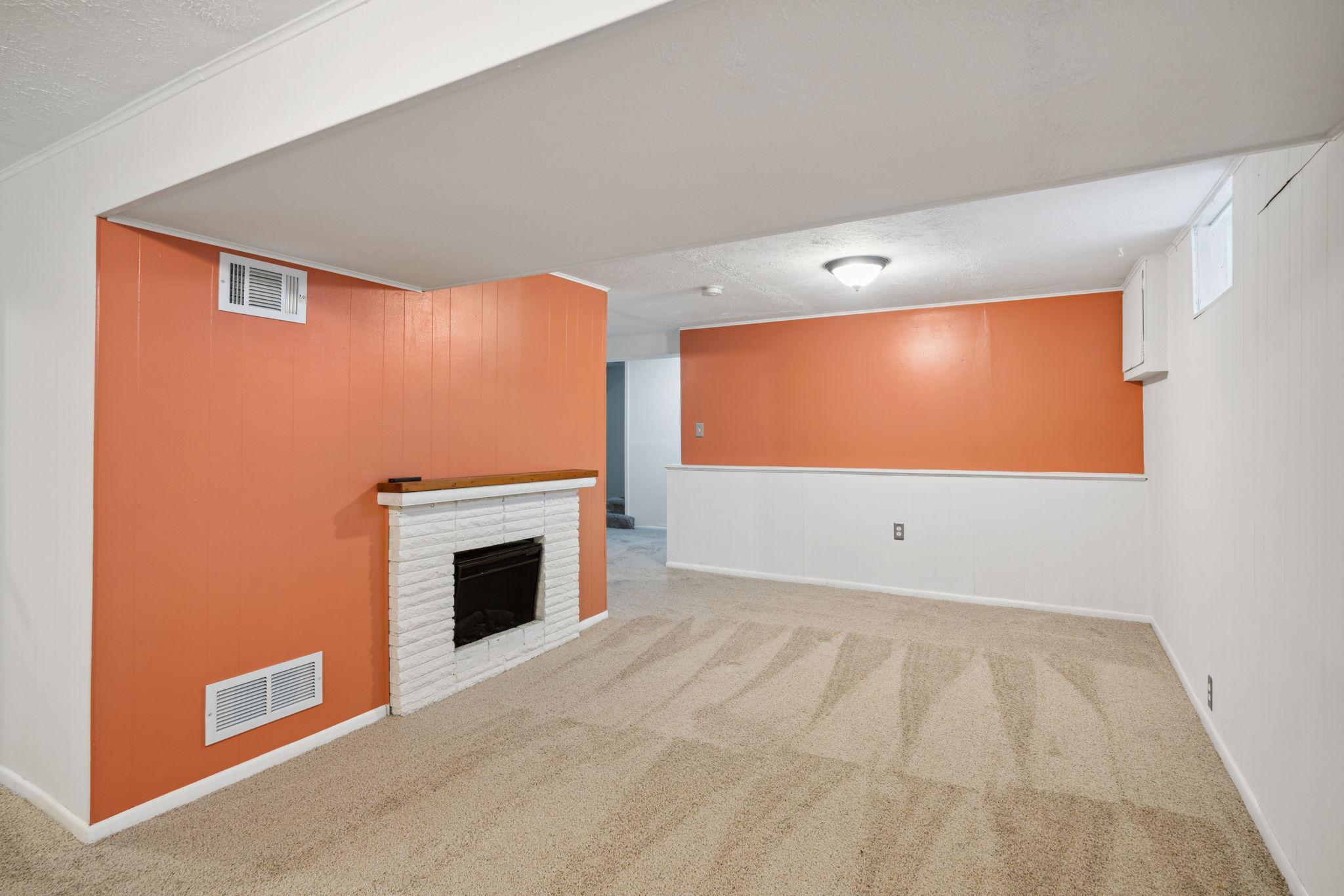 3911 Lookout Place