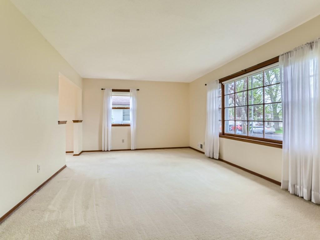 2127 Radatz Avenue