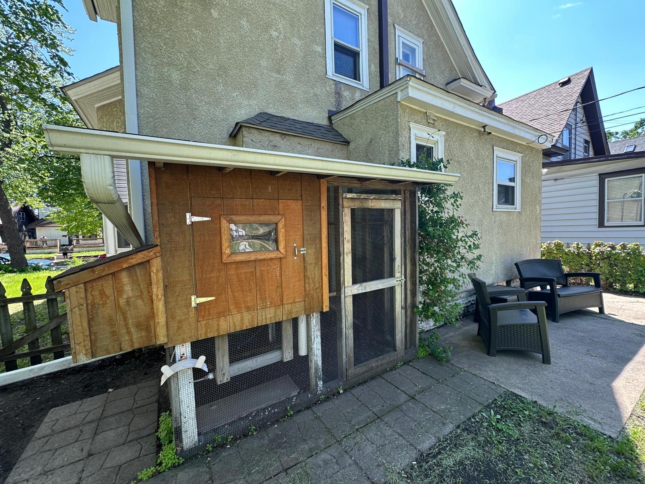 1469 Sherburne Avenue