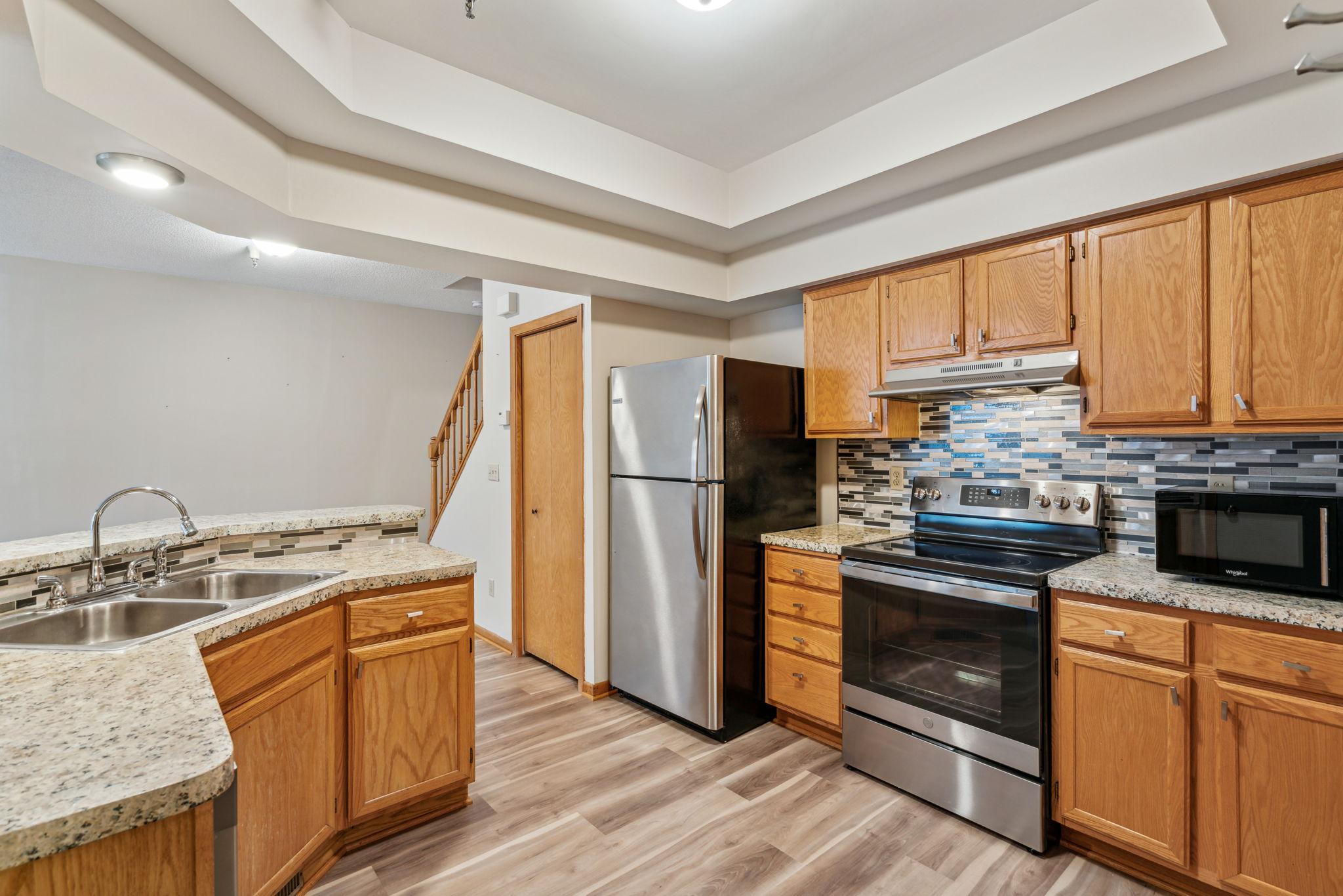 18085 Settlers Way