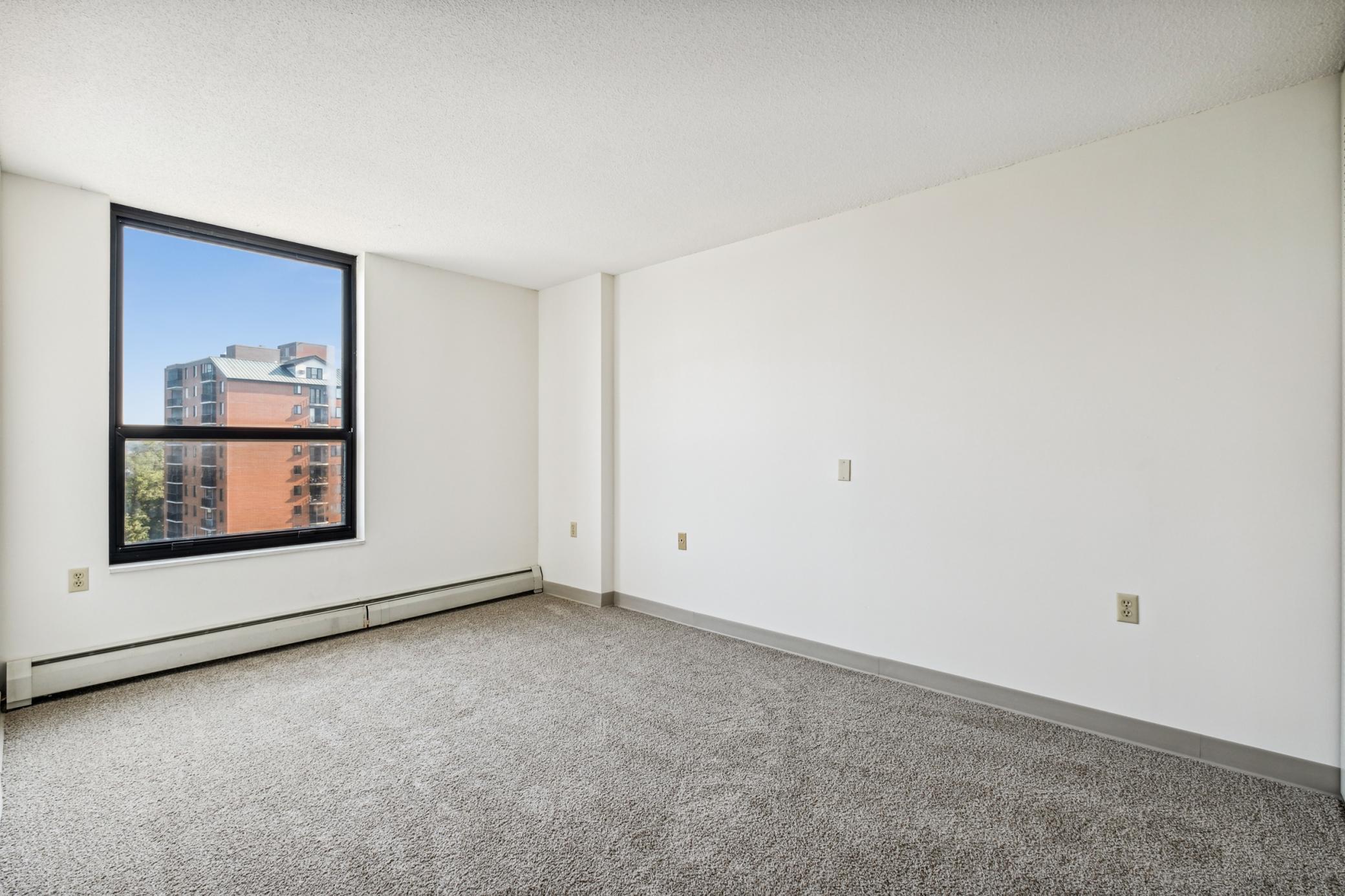 6615 Lake Shore Drive S Unit: 1008