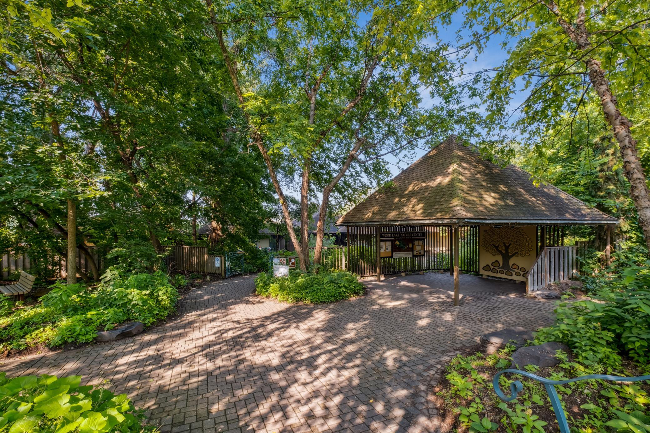 6615 Lake Shore Drive S Unit: 1008