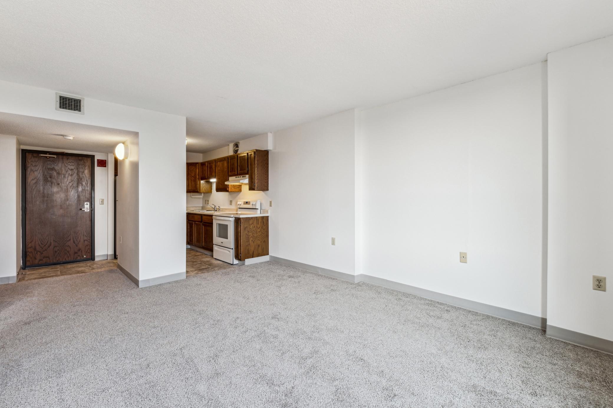 6615 Lake Shore Drive S Unit: 1008