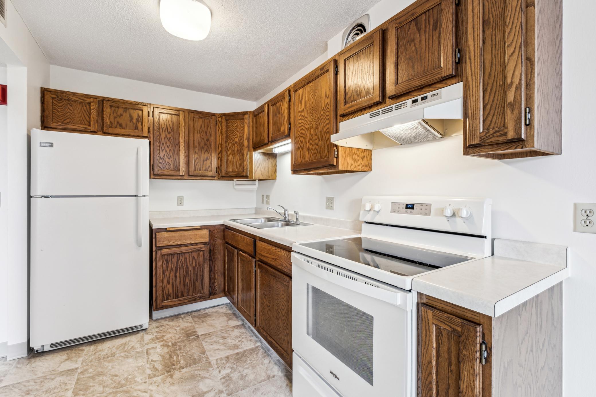 6615 Lake Shore Drive S Unit: 1008