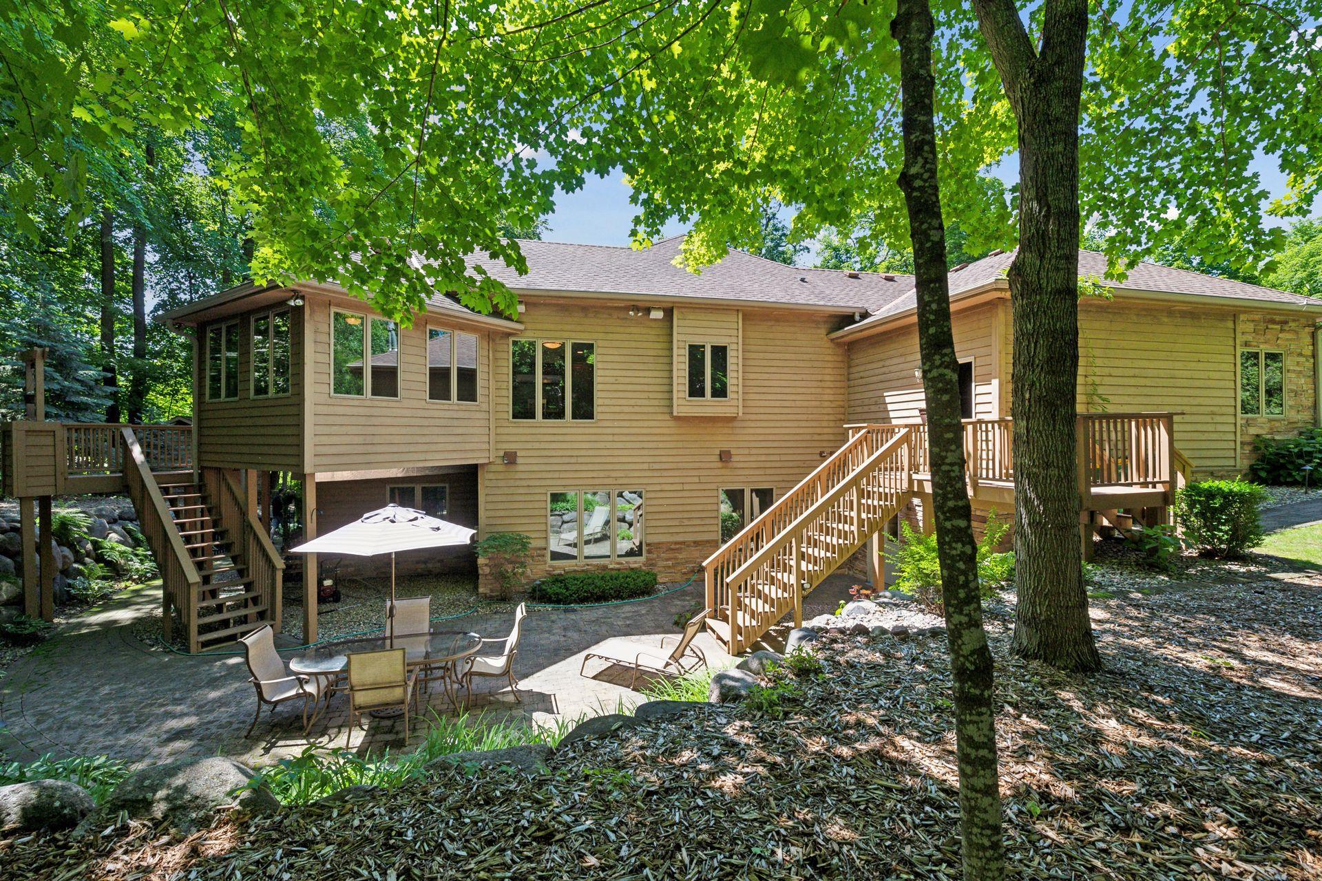 5995 Maple Forest