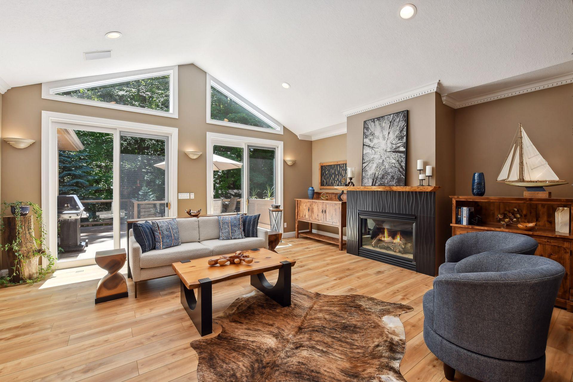 5995 Maple Forest