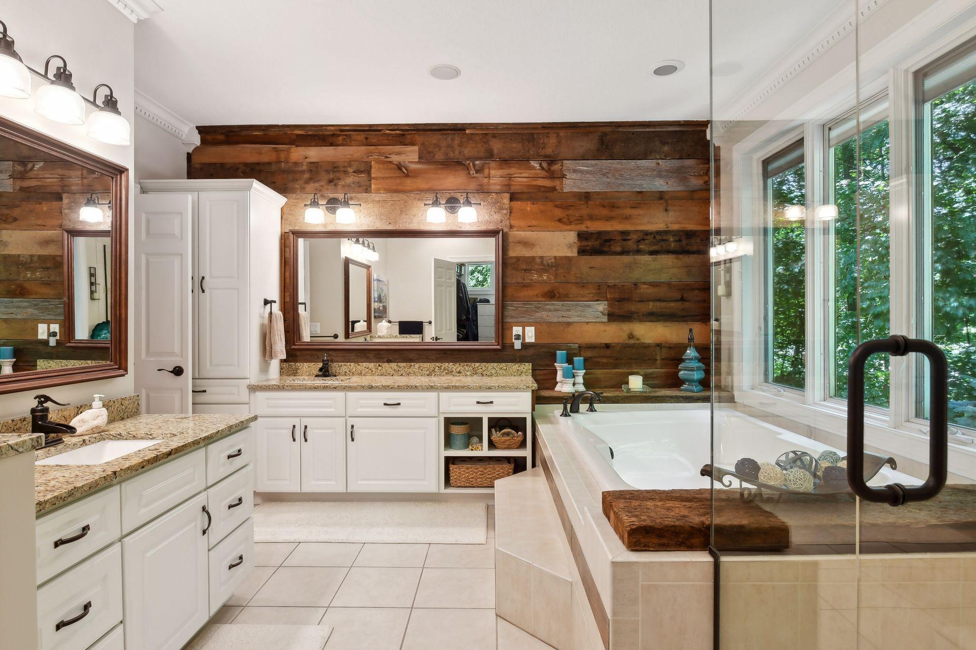 5995 Maple Forest
