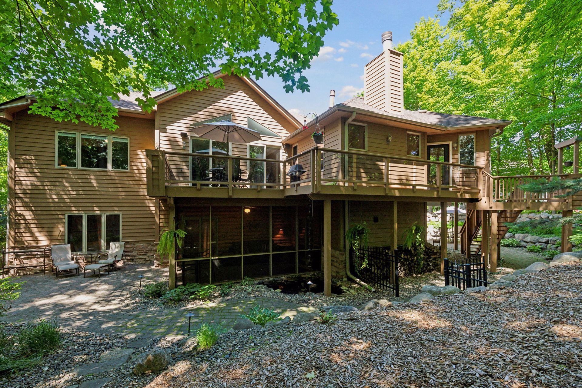 5995 Maple Forest