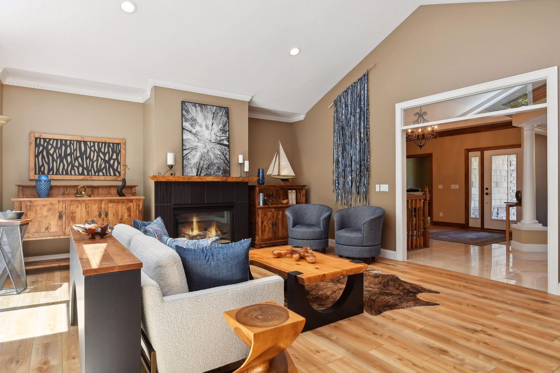 5995 Maple Forest