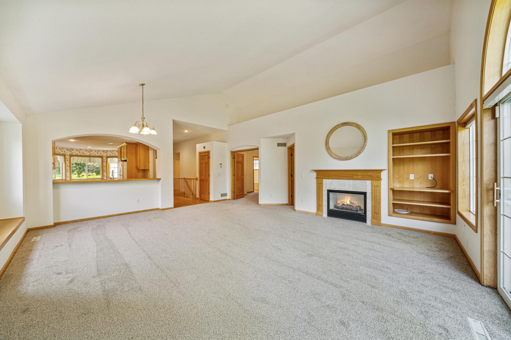 14726 Courtyard Circle