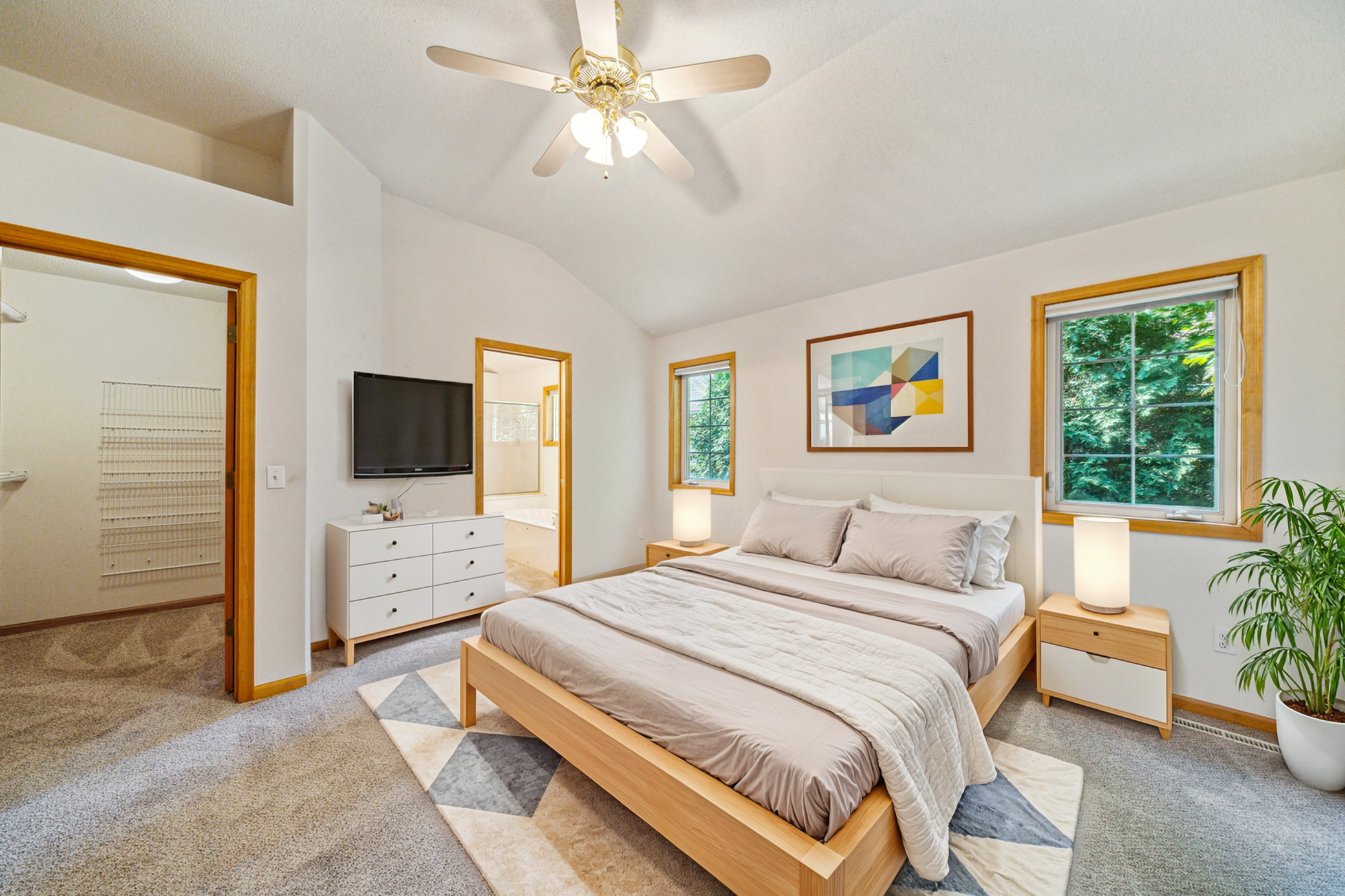 14726 Courtyard Circle