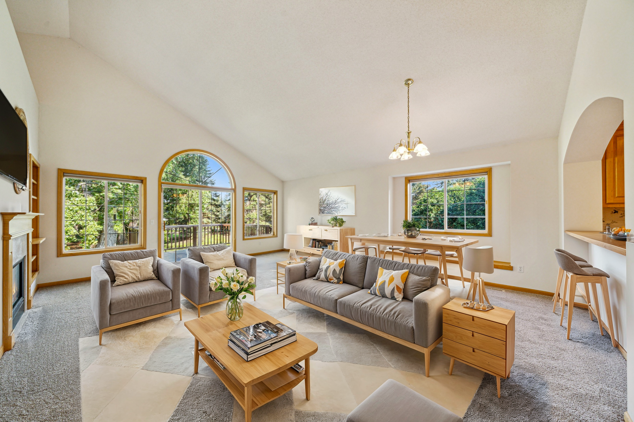 14726 Courtyard Circle