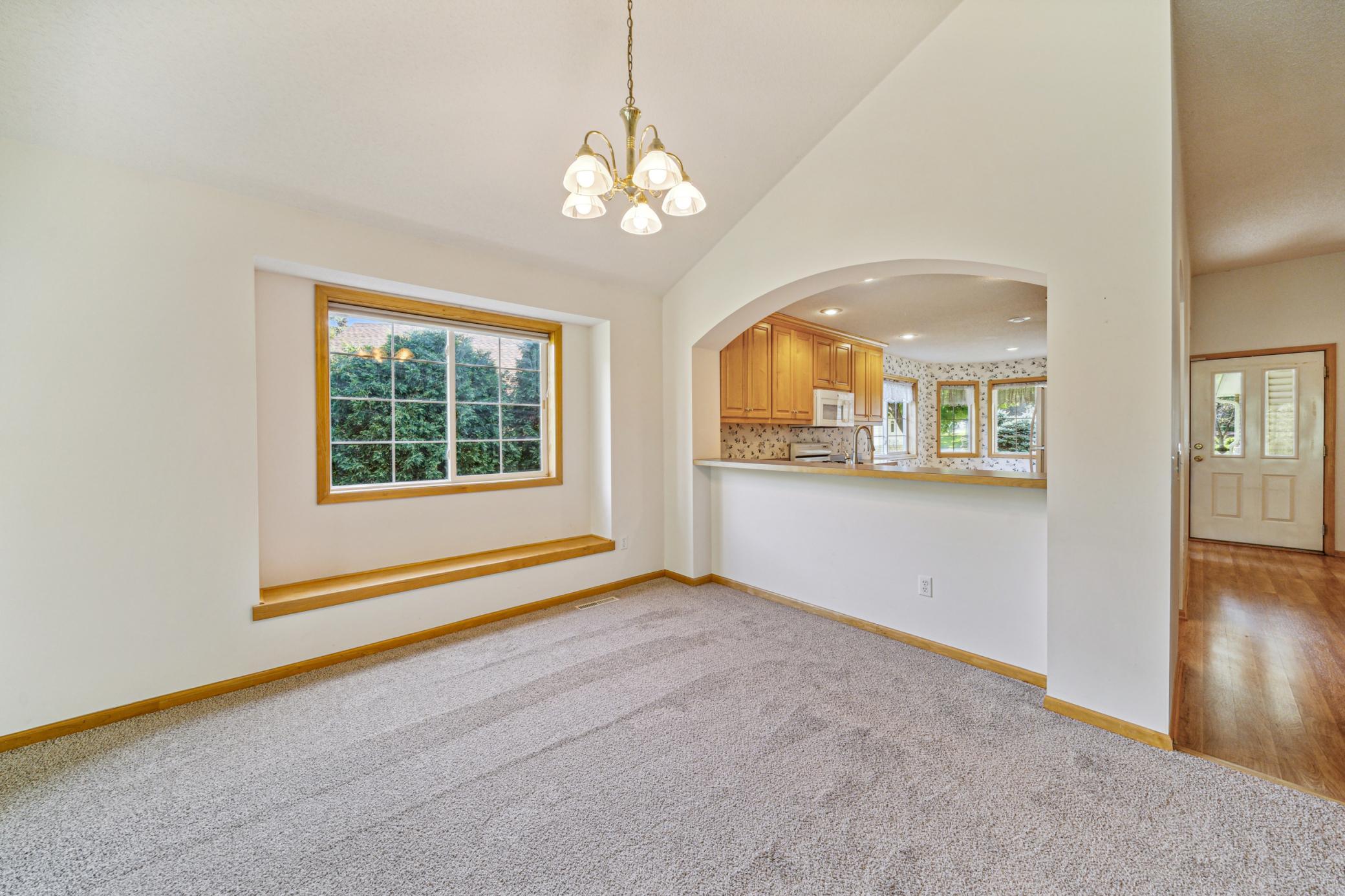 14726 Courtyard Circle