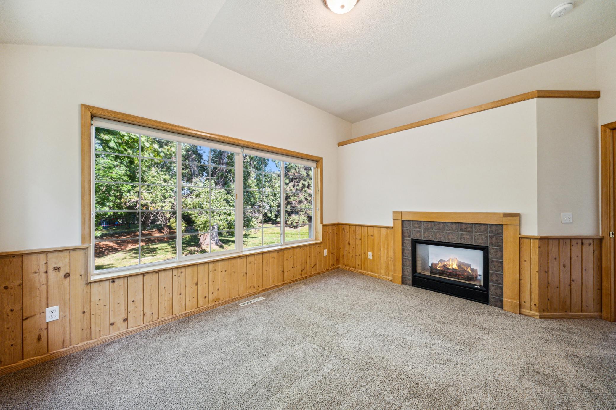 14726 Courtyard Circle