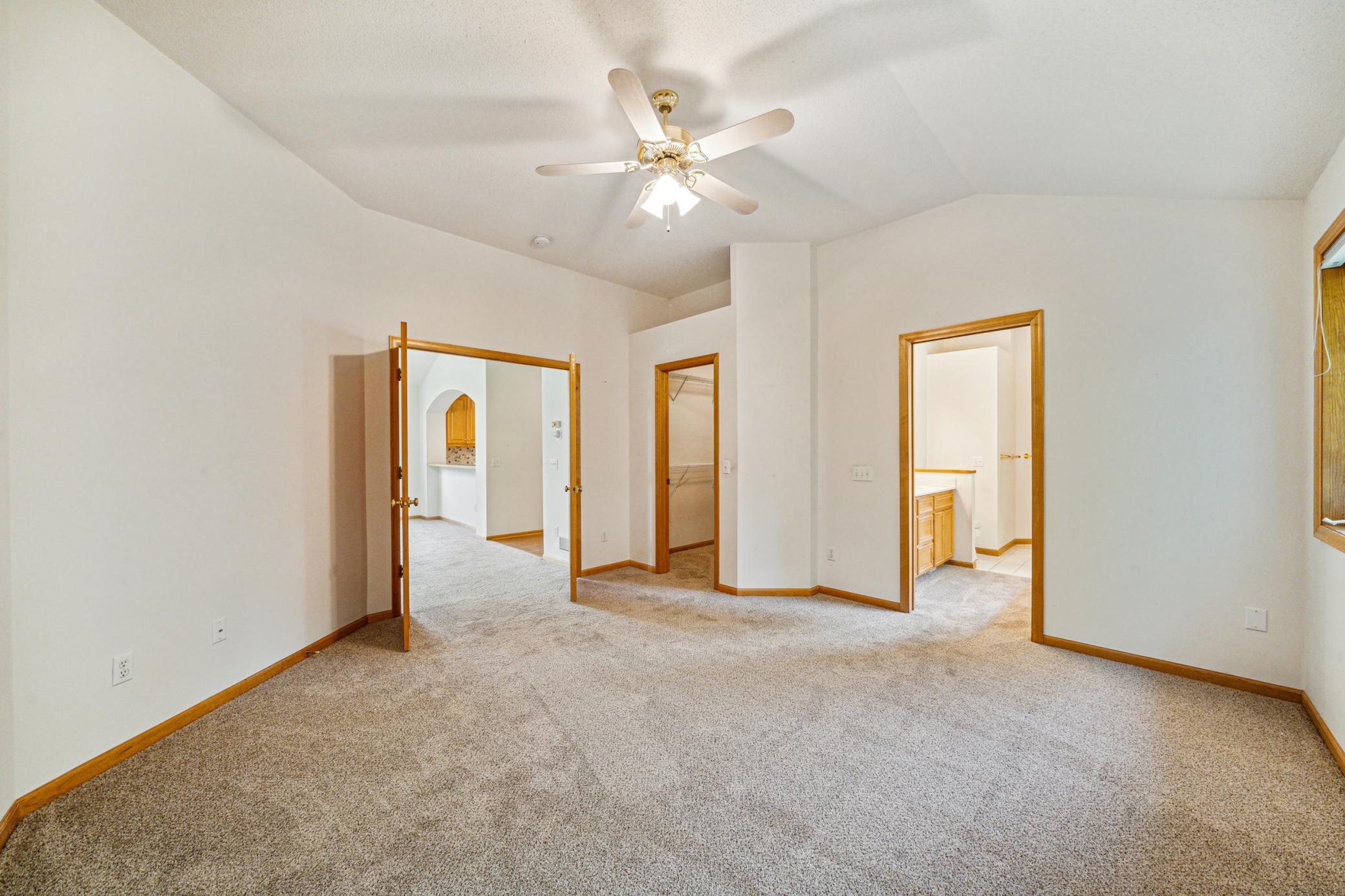 14726 Courtyard Circle