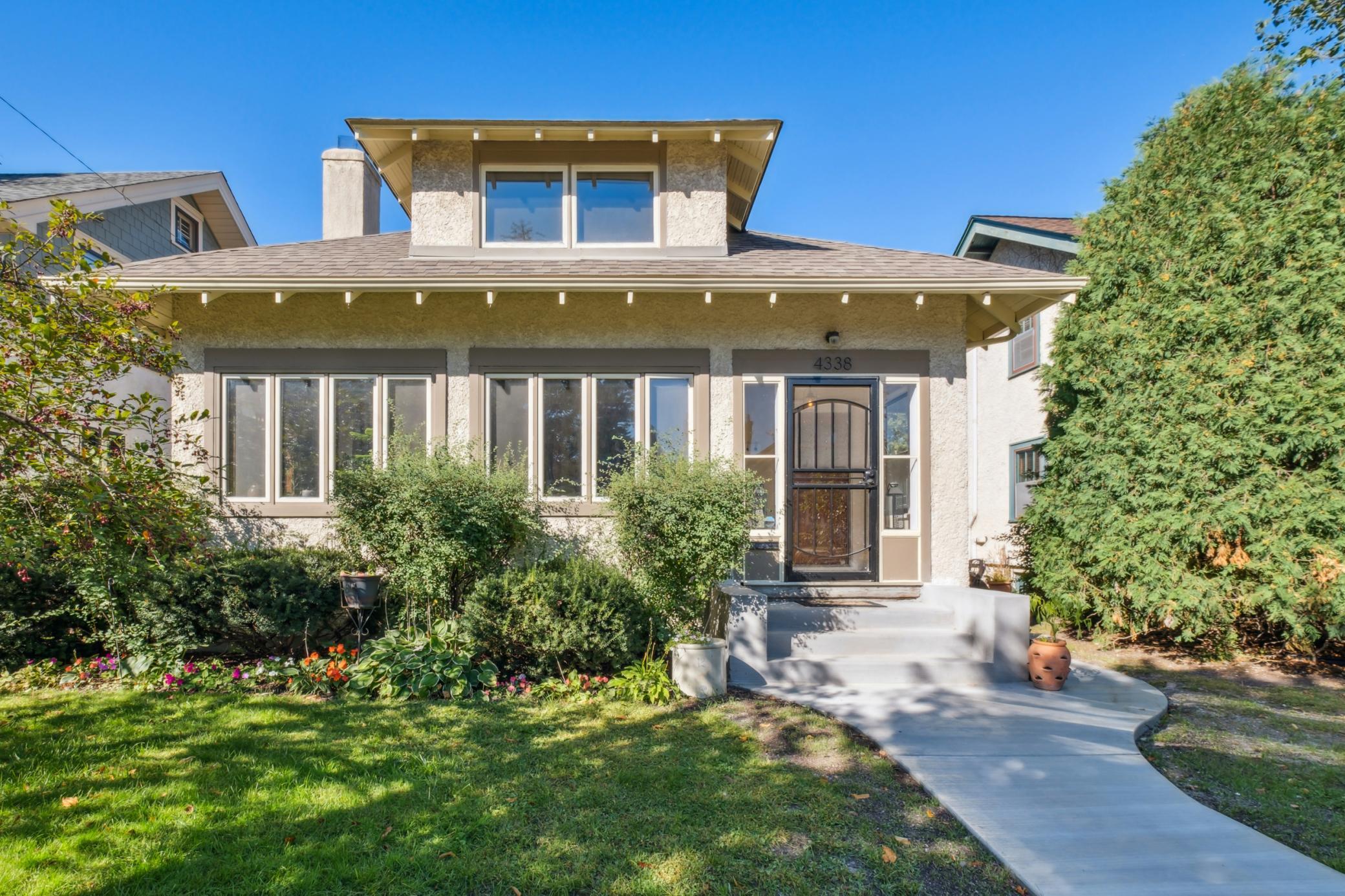 4338 Garfield Avenue