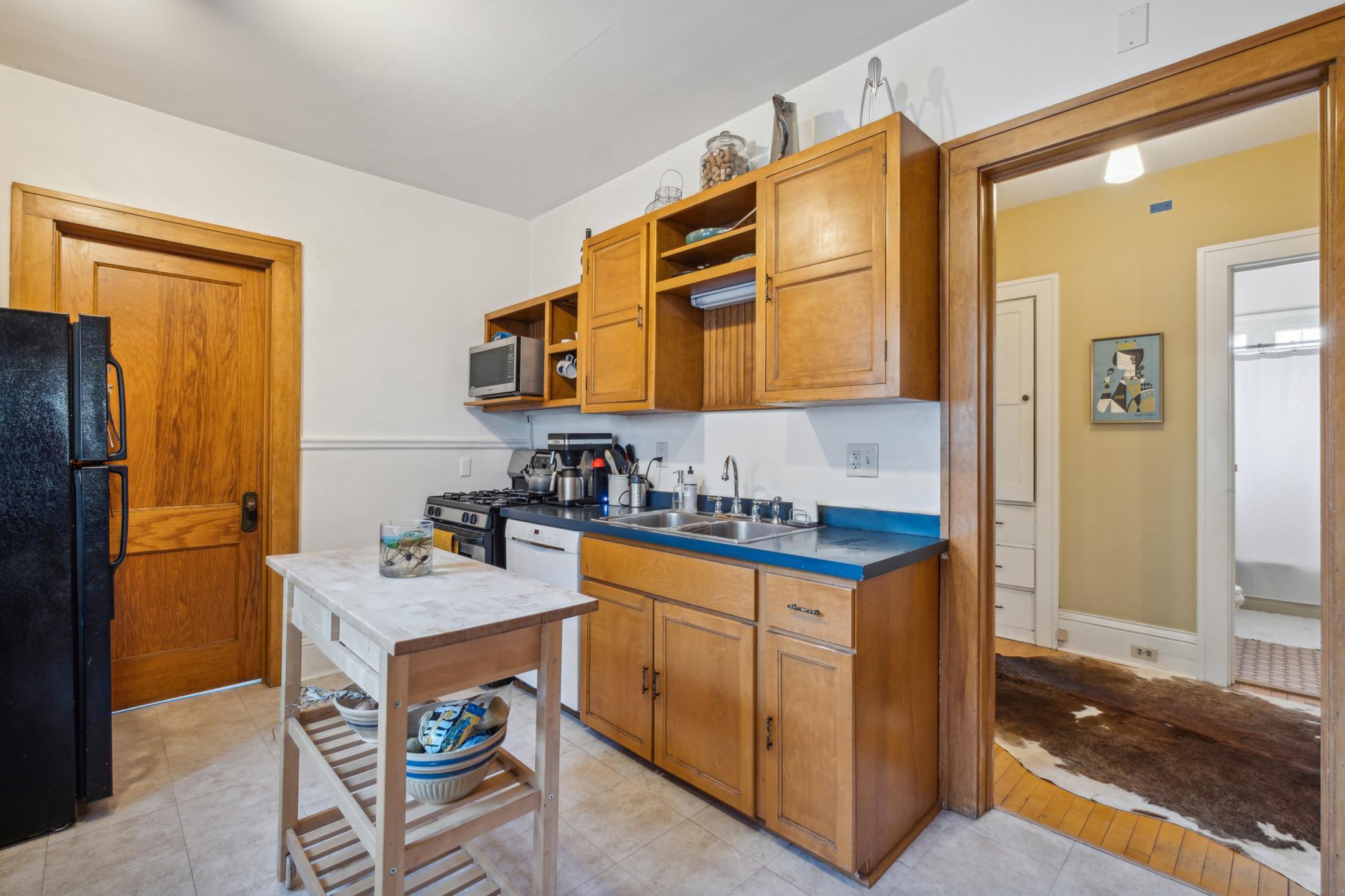 4338 Garfield Avenue