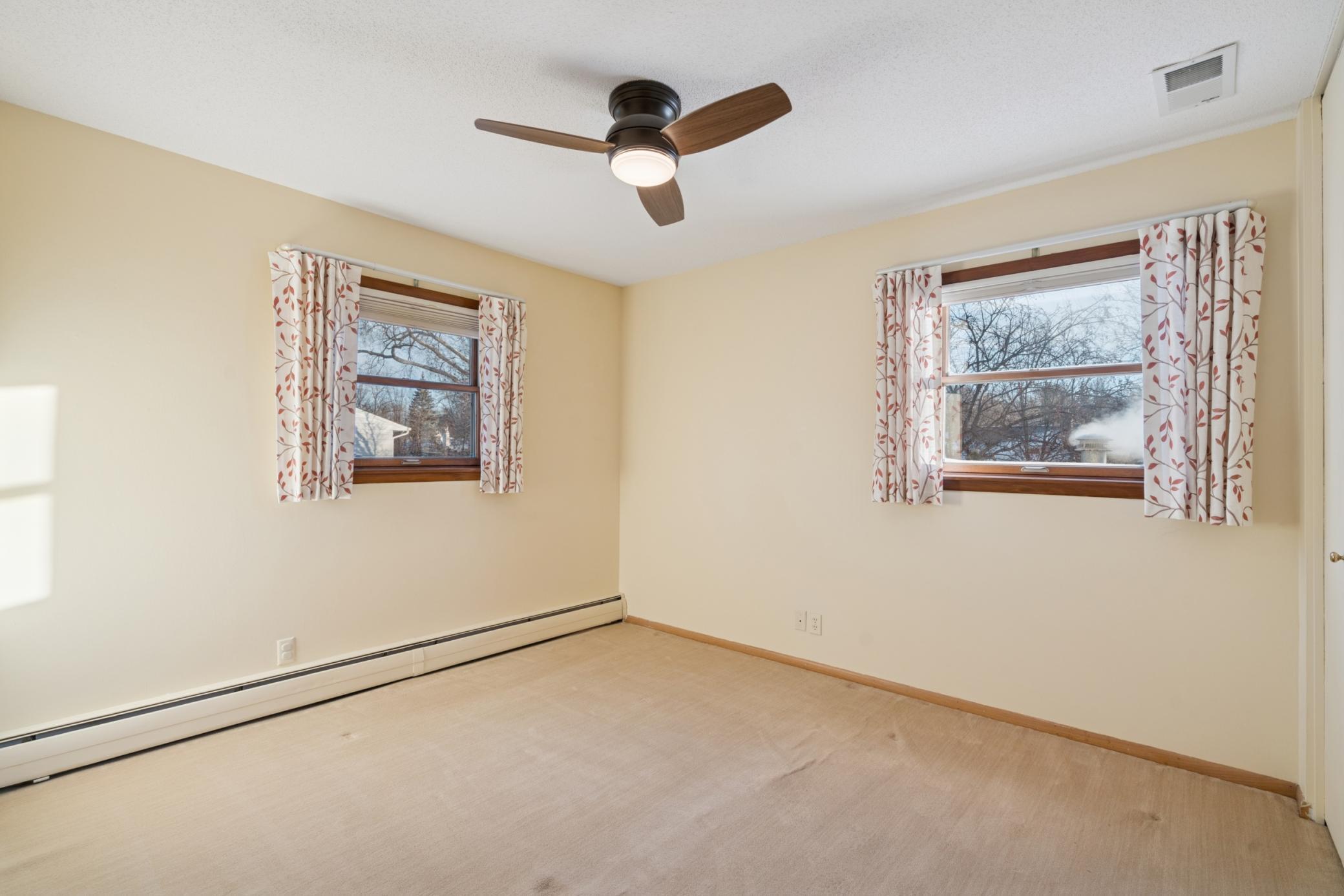 4046 Xerxes Avenue S