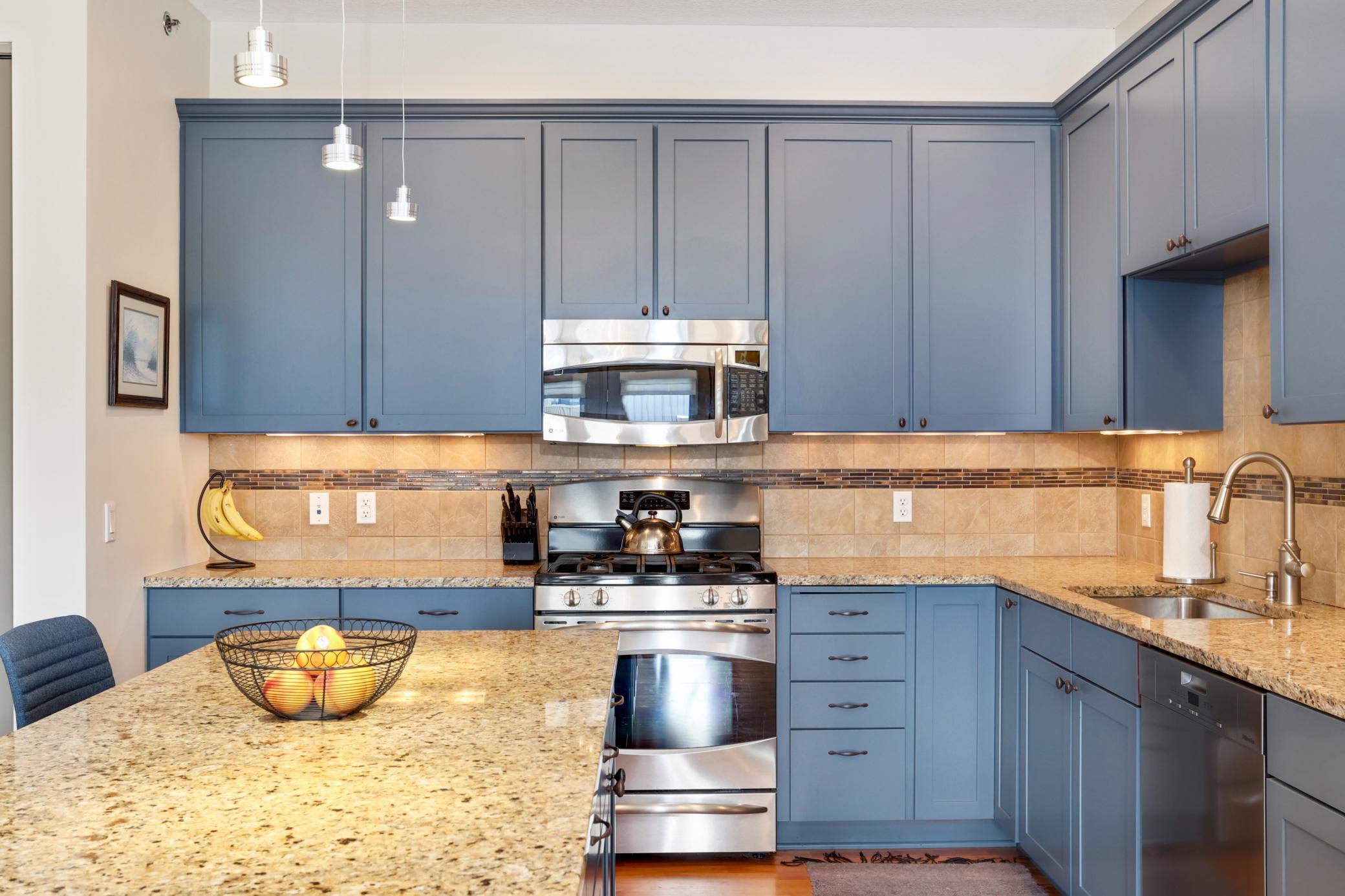 240 Spring Street Unit: 510