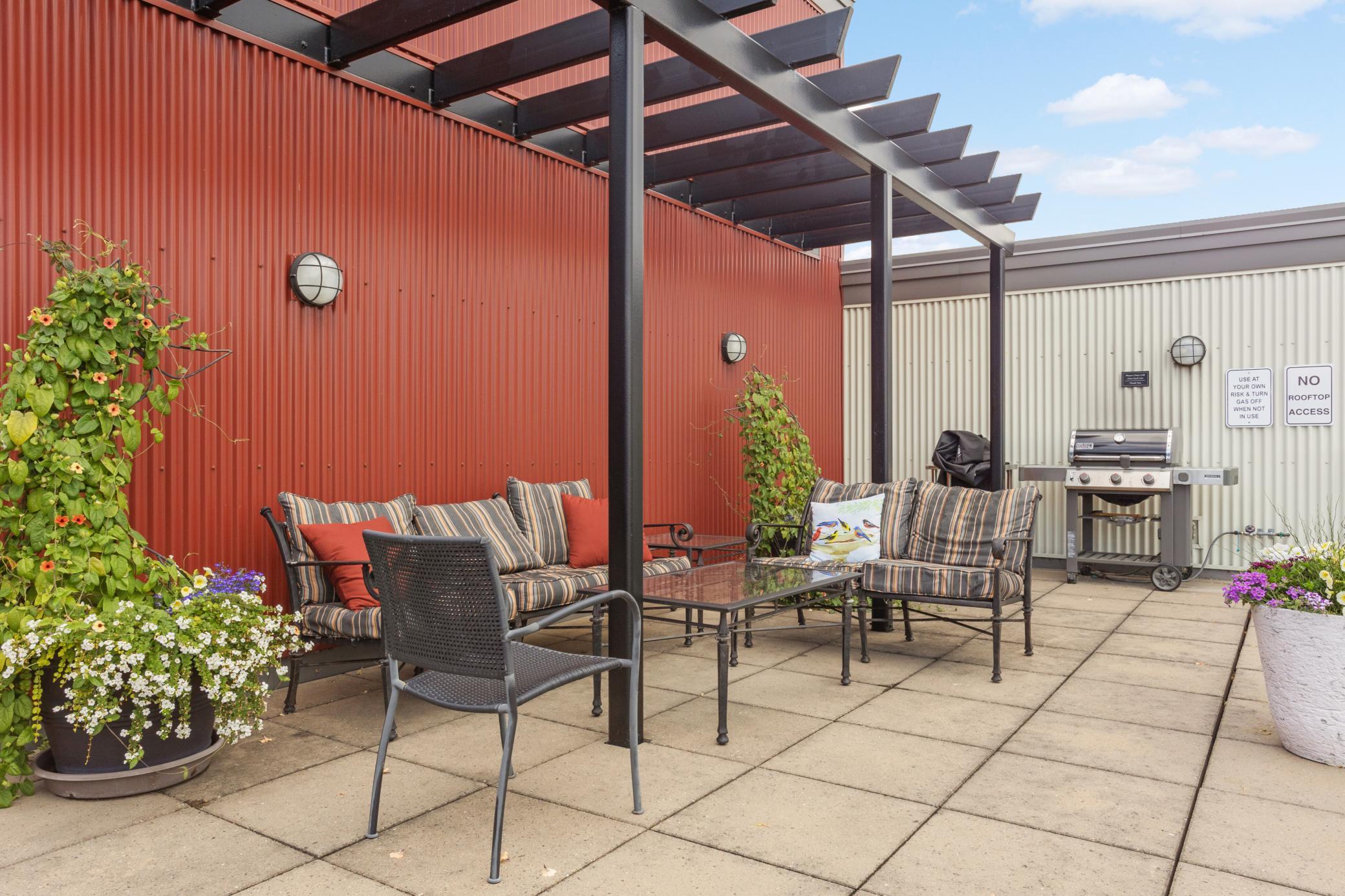 240 Spring Street Unit: 510