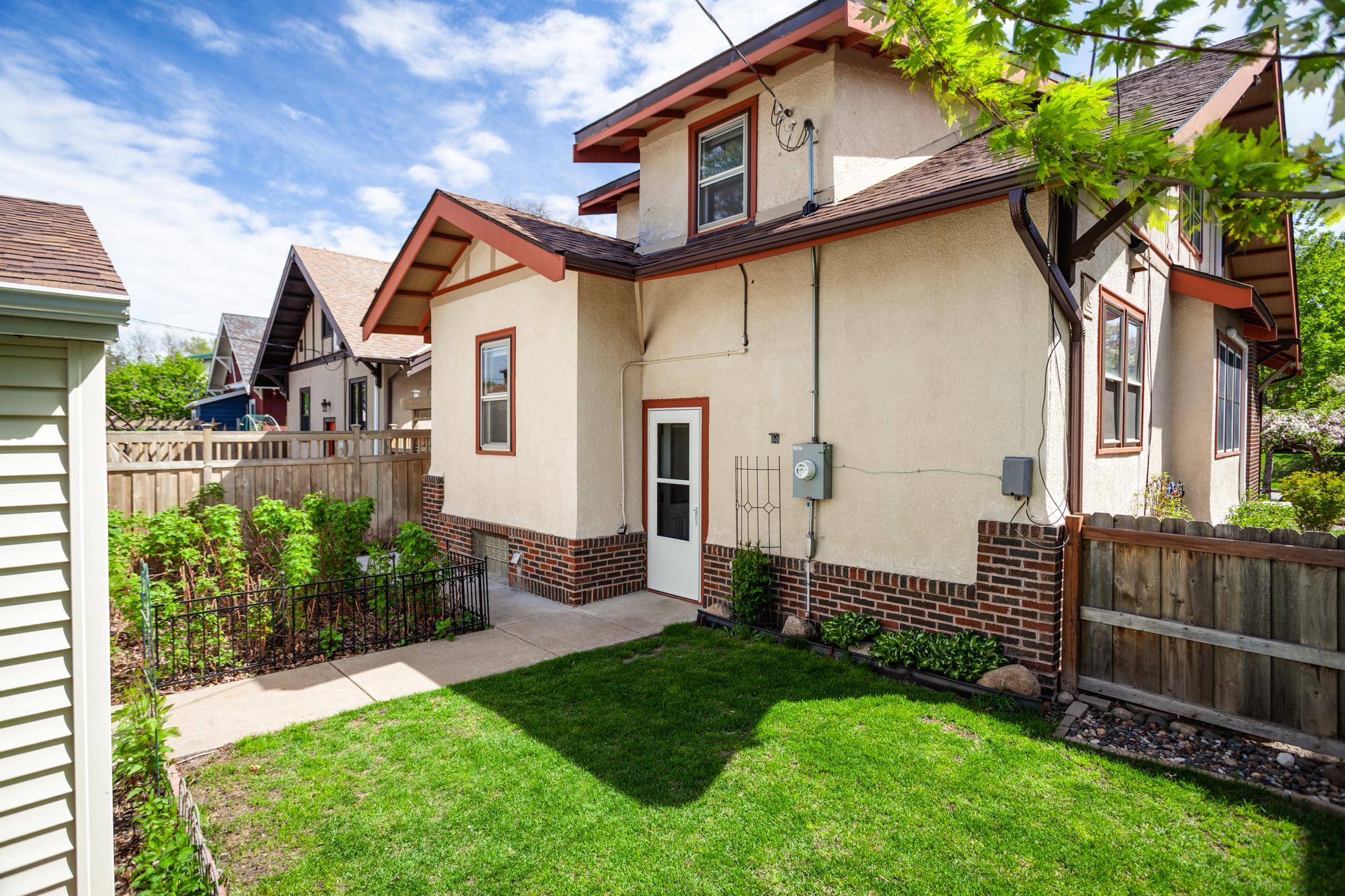 4428 Garfield Avenue