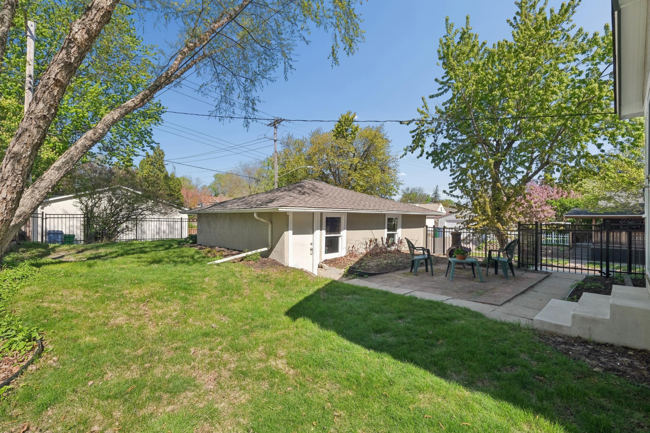 4500 Pleasant Avenue