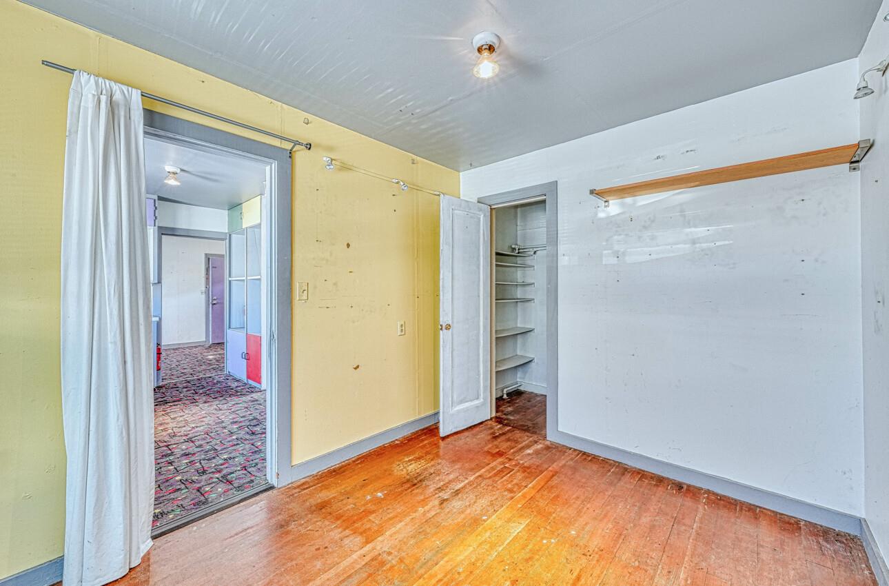 1717 Contra Costa ST
