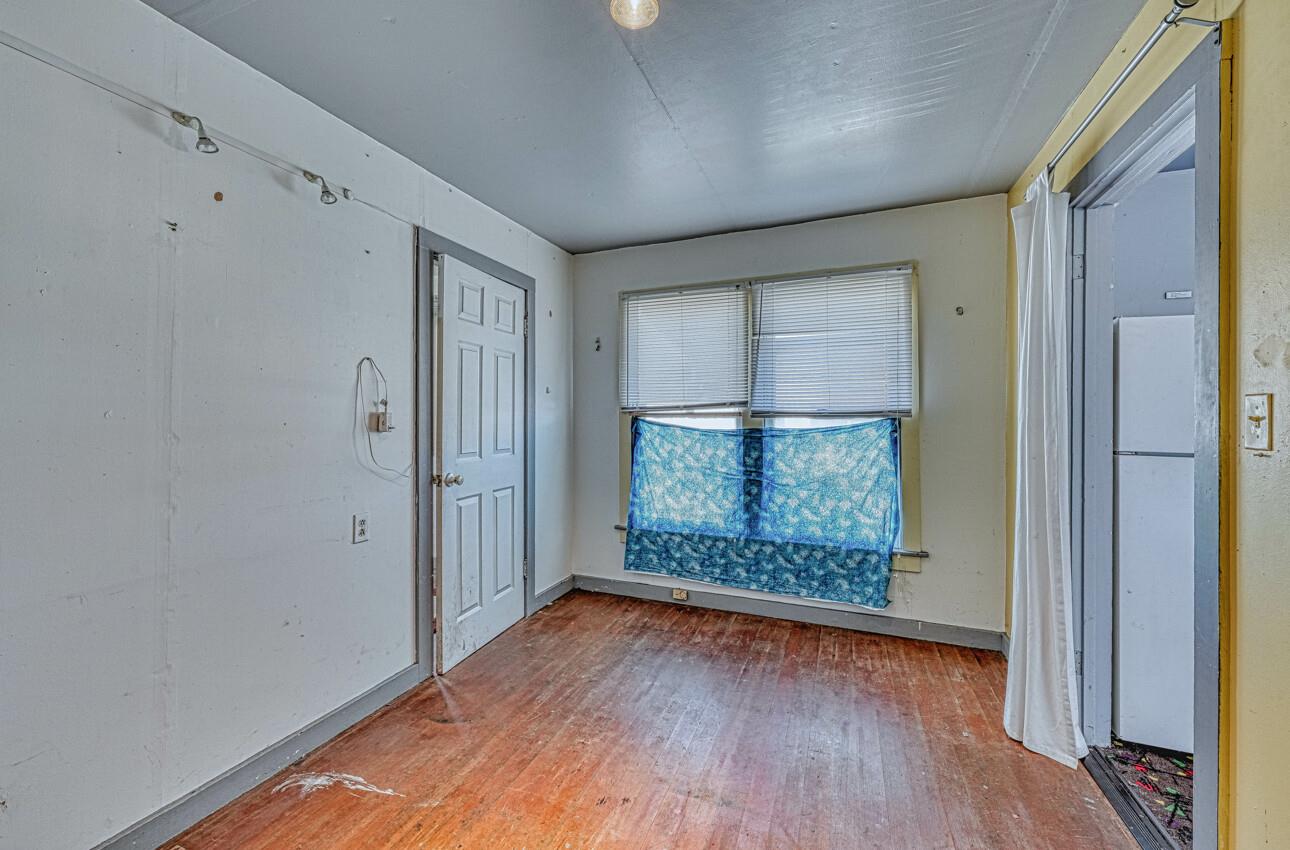 1717 Contra Costa ST