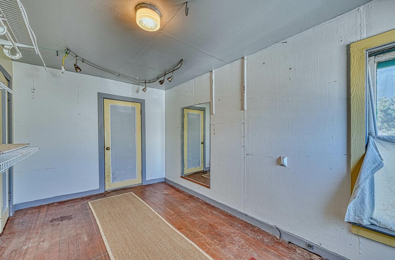1717 Contra Costa ST