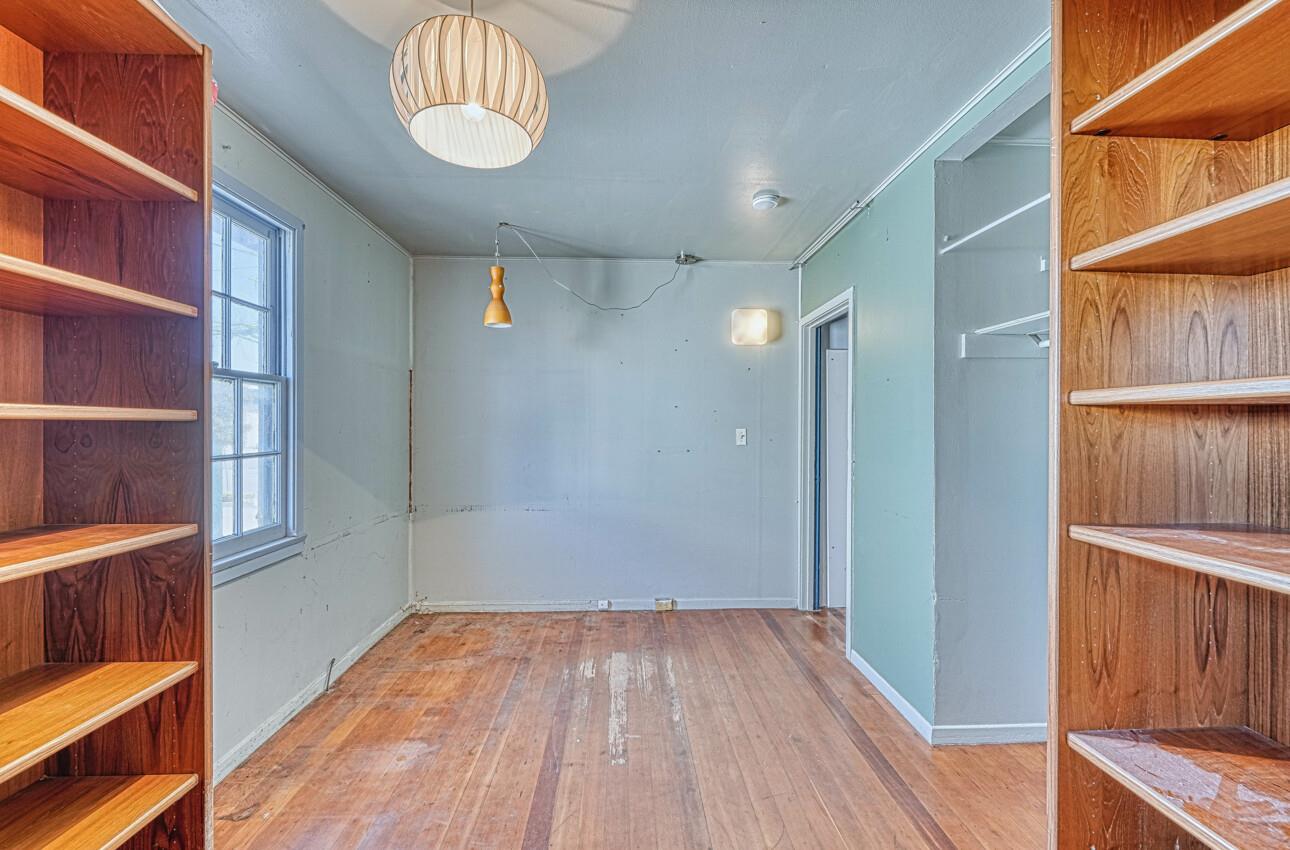 1715 Contra Costa ST