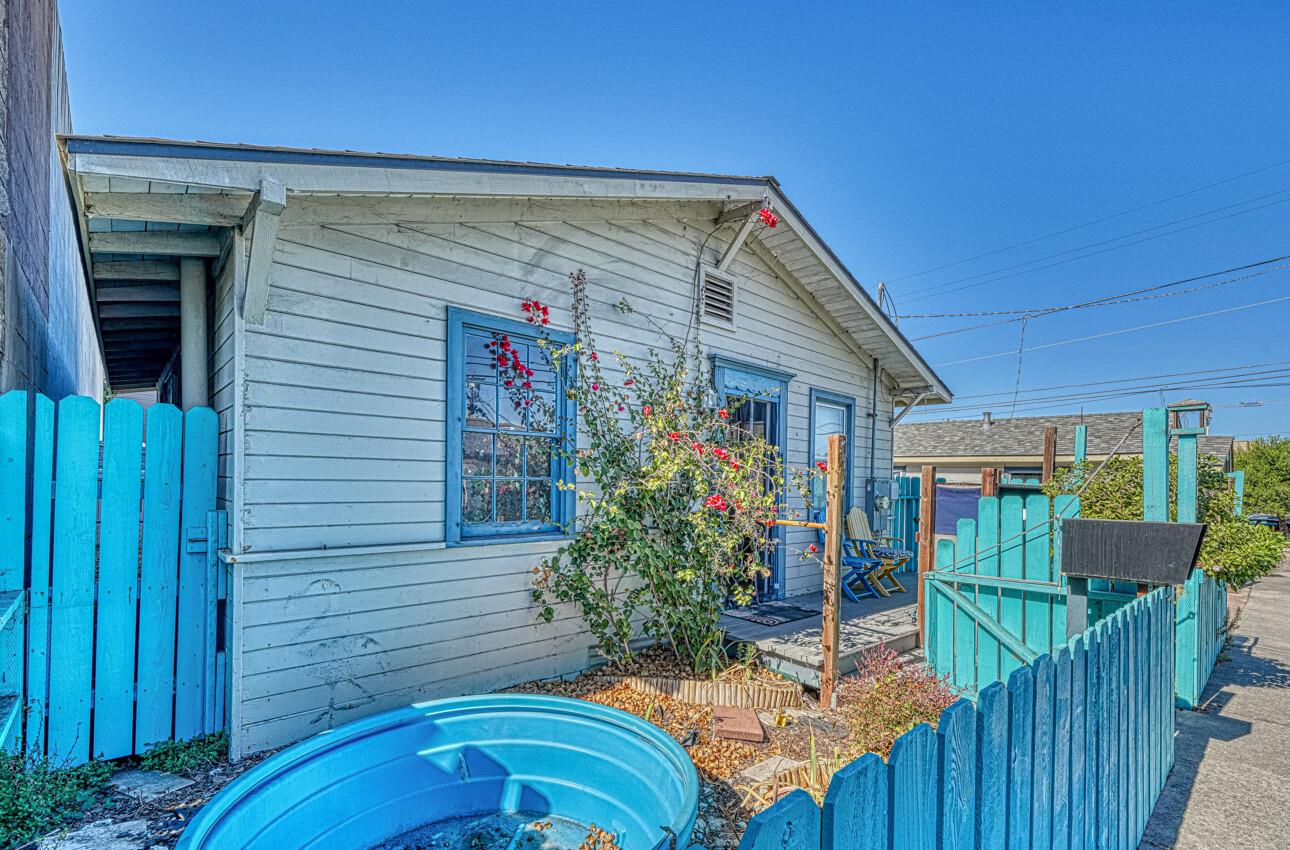 1715 Contra Costa ST